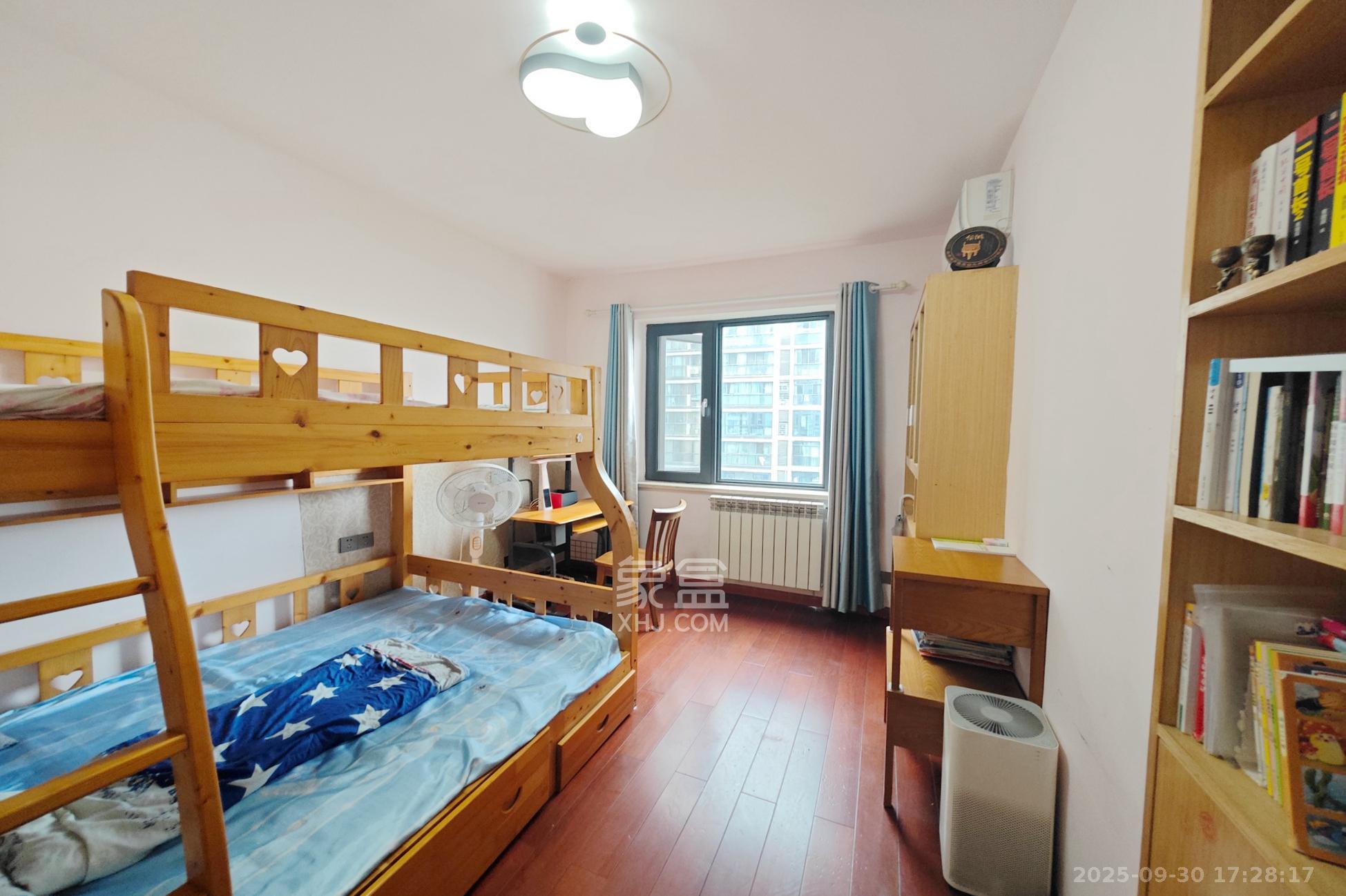 中江佳境天成 4室2厅2卫 139.0万 中江佳境天成 4室2厅2卫 139.0万卧室