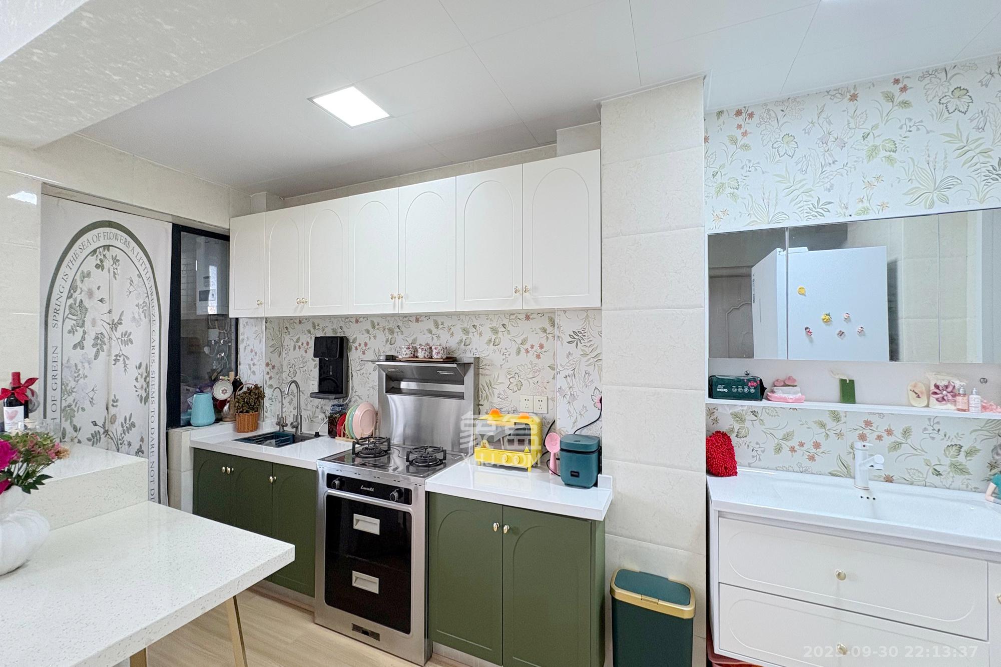 锦泰东环国际  1室2厅1卫    49.6万厨房