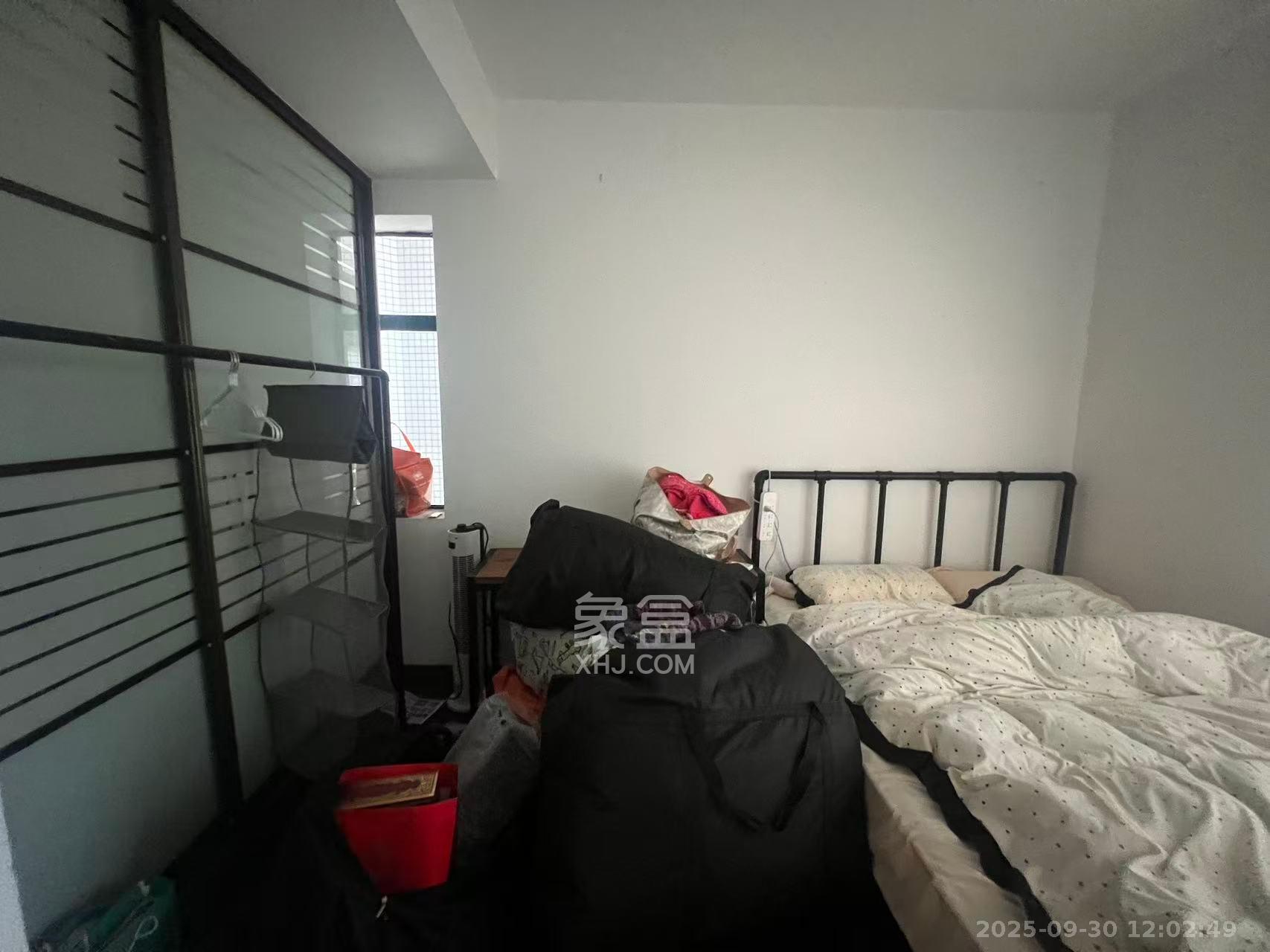 王府花园  4室2厅2卫    4300.0元/月室内图