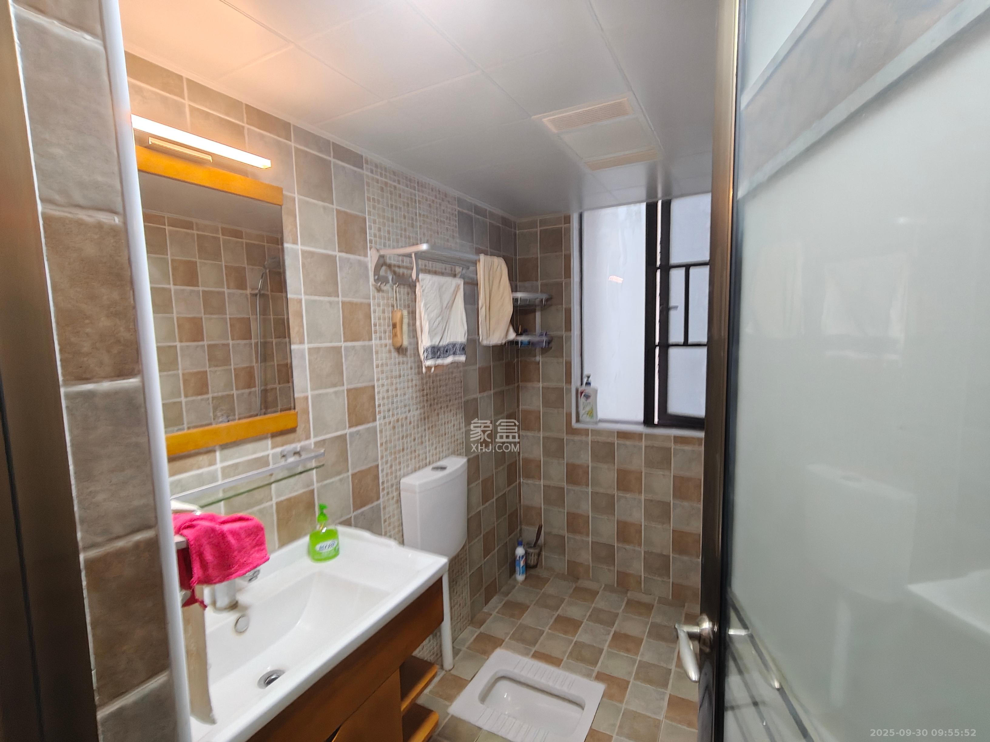 绿地之窗 3室2厅2卫 3400.0元/月 绿地之窗 3室2厅2卫 3400.0元/月室内图