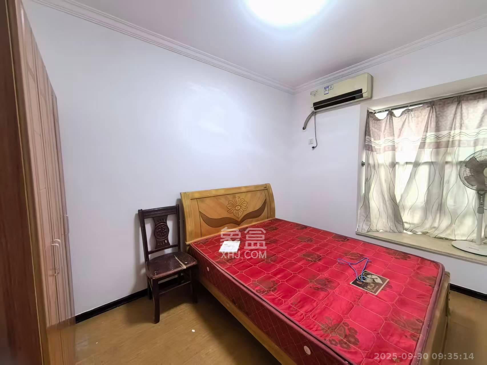 珠江花城二期扶水岸 3室2厅2卫 2100.0元/月 珠江花城二期扶水岸 3室2厅2卫 2100.0元/月室内图