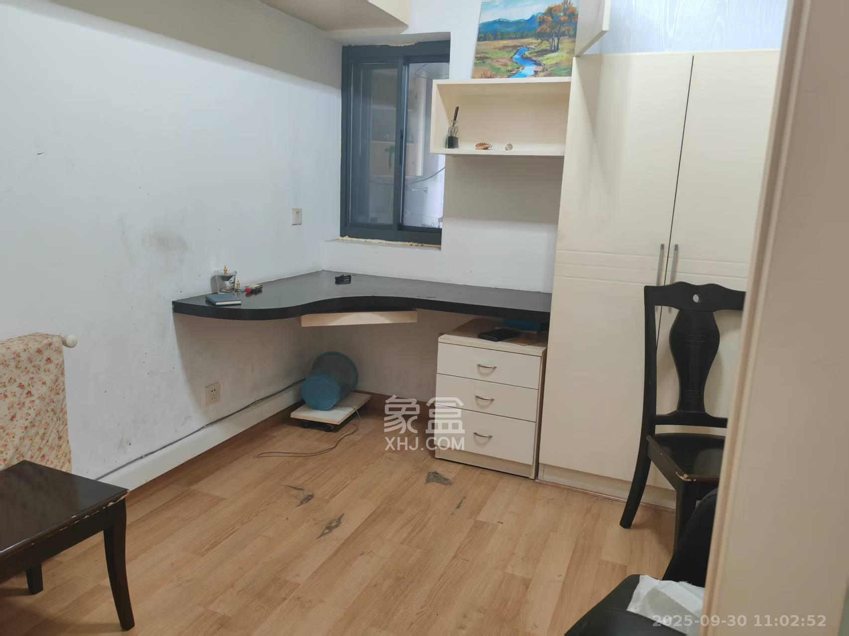 景秀江山  3室2厅2卫    3000.0元/月室内图