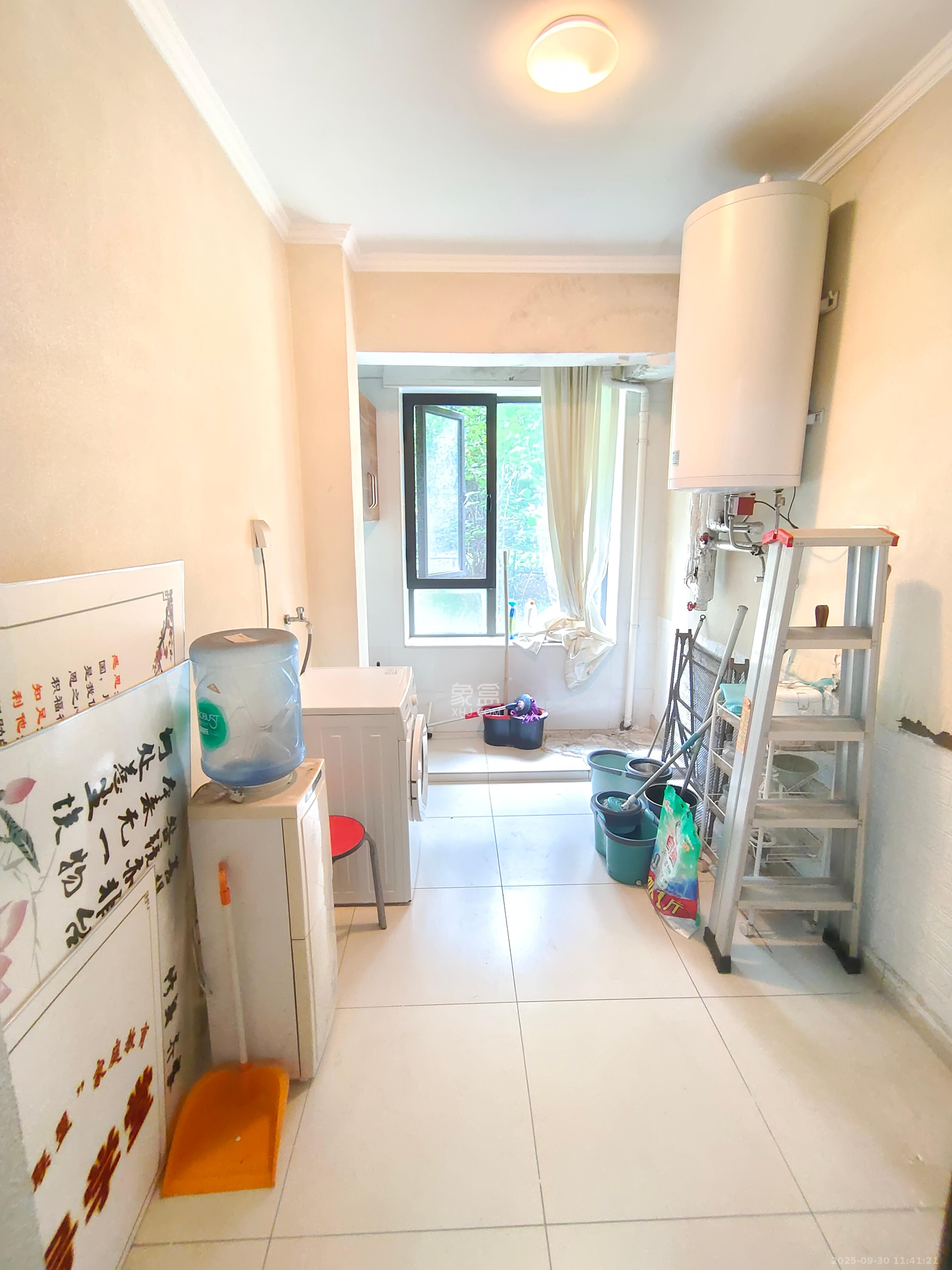 绿地公馆(绿地名邸) 3室2厅2卫 2000.0元/月 绿地公馆(绿地名邸) 3室2厅2卫 2000.0元/月室内图