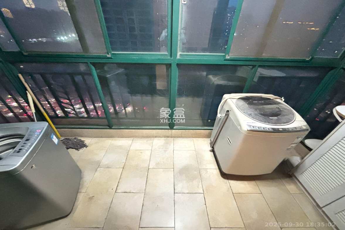 恒大绿洲  3室2厅2卫    2800.0元/月 恒大绿洲  3室2厅2卫    2800.0元/月室内图