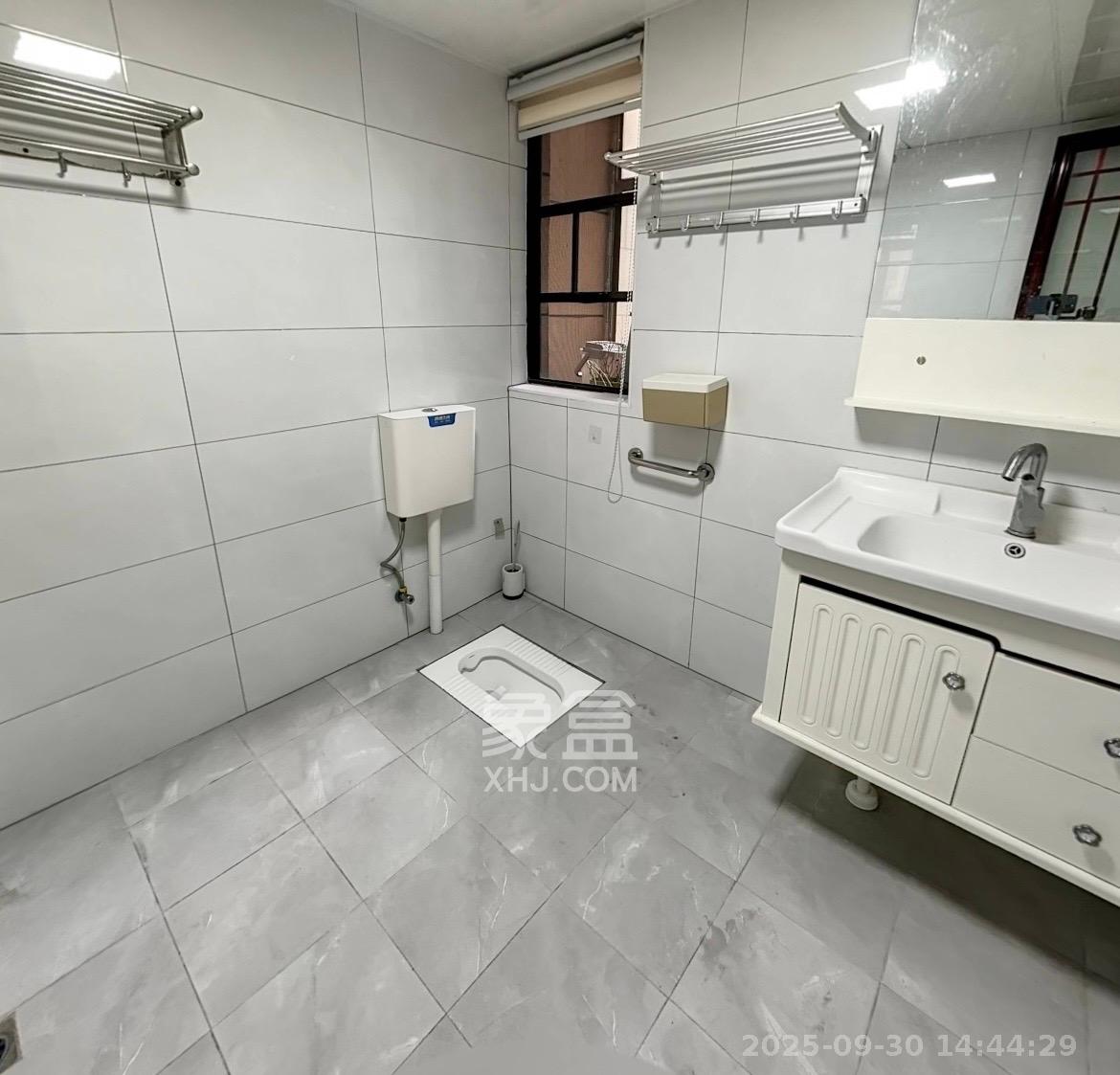 北大资源理想家园  4室2厅2卫    3200.0元/月室内图