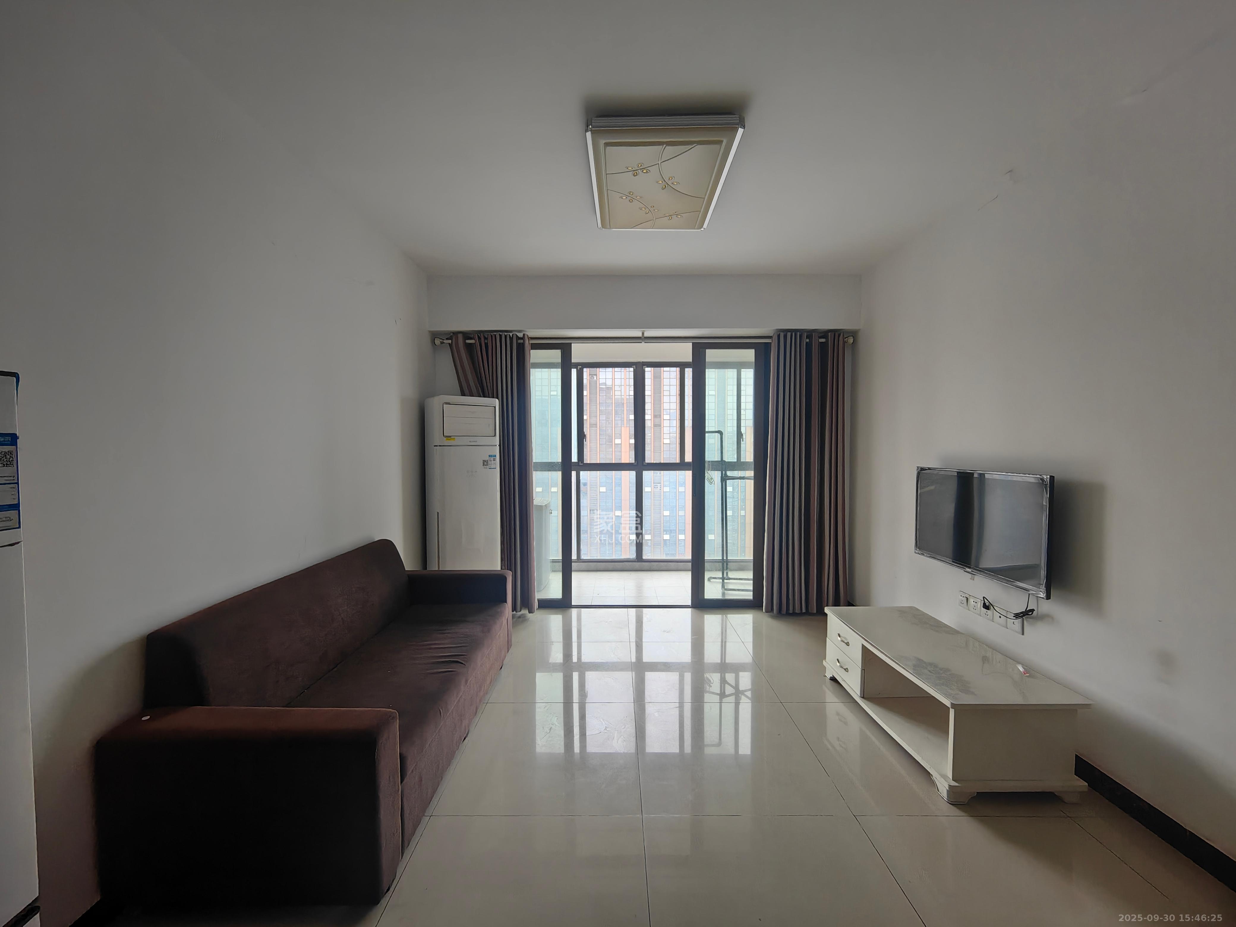 第六都(陆都小区) 3室2厅1卫 2600.0元/月 第六都(陆都小区) 3室2厅1卫 2600.0元/月室内图