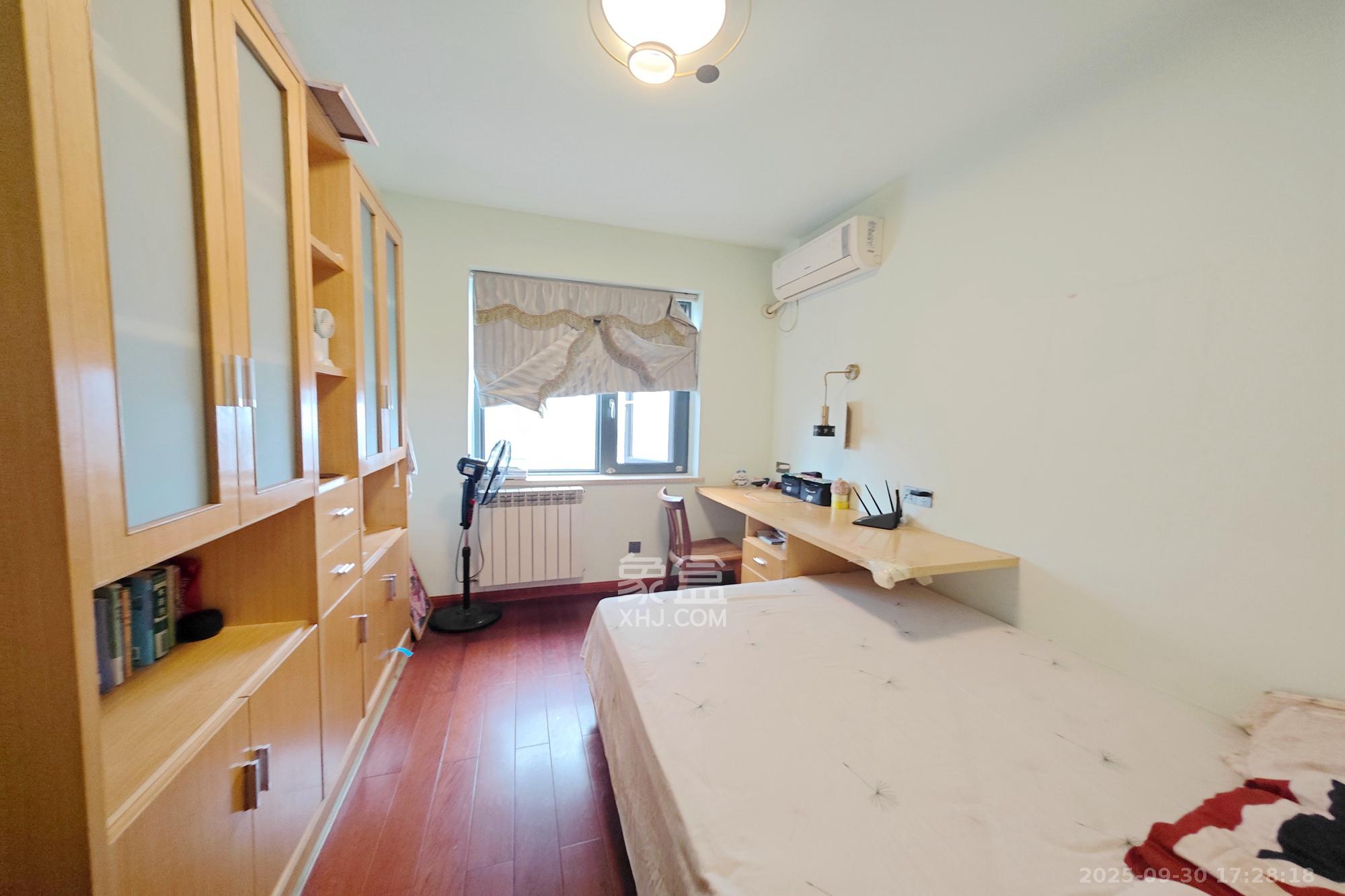 中江佳境天成 4室2厅2卫 139.0万 中江佳境天成 4室2厅2卫 139.0万卧室