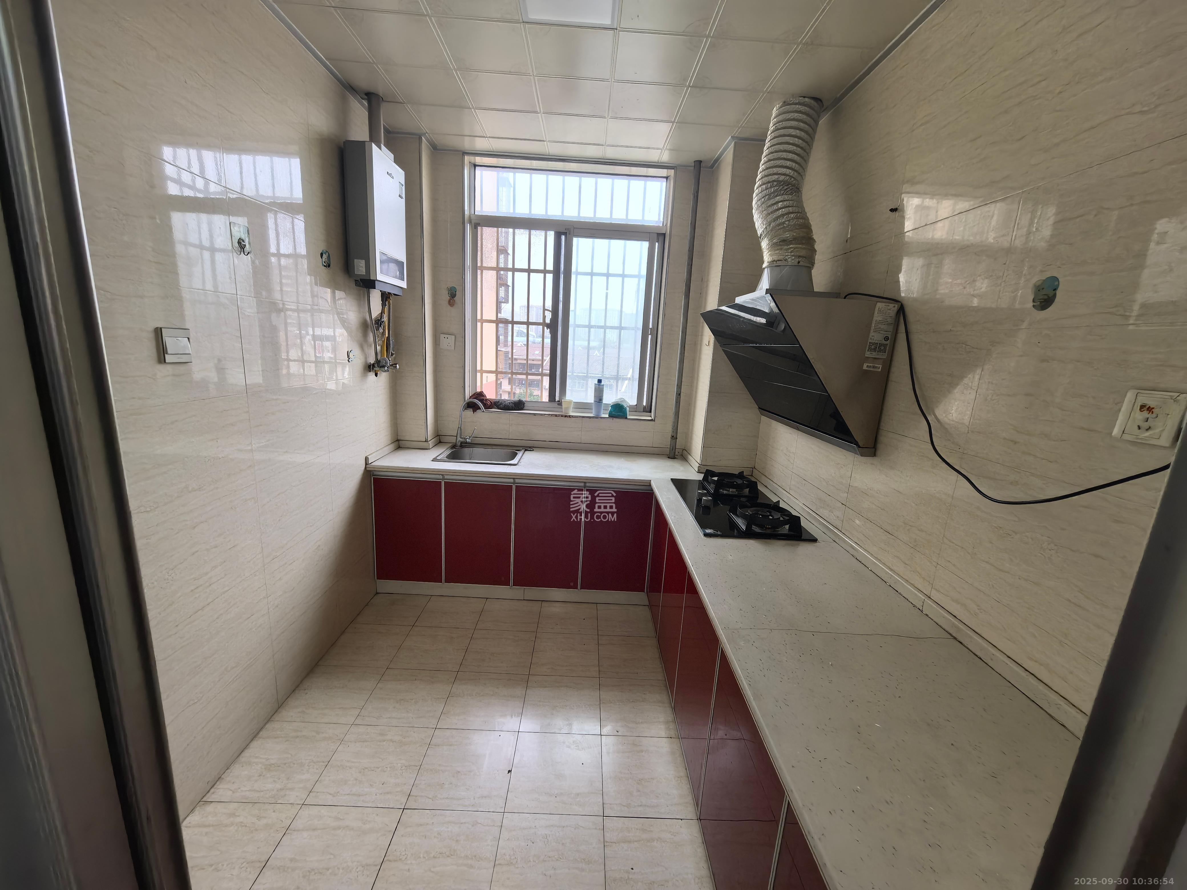 先锋新宇 2室2厅1卫 1600.0元/月 先锋新宇 2室2厅1卫 1600.0元/月室内图