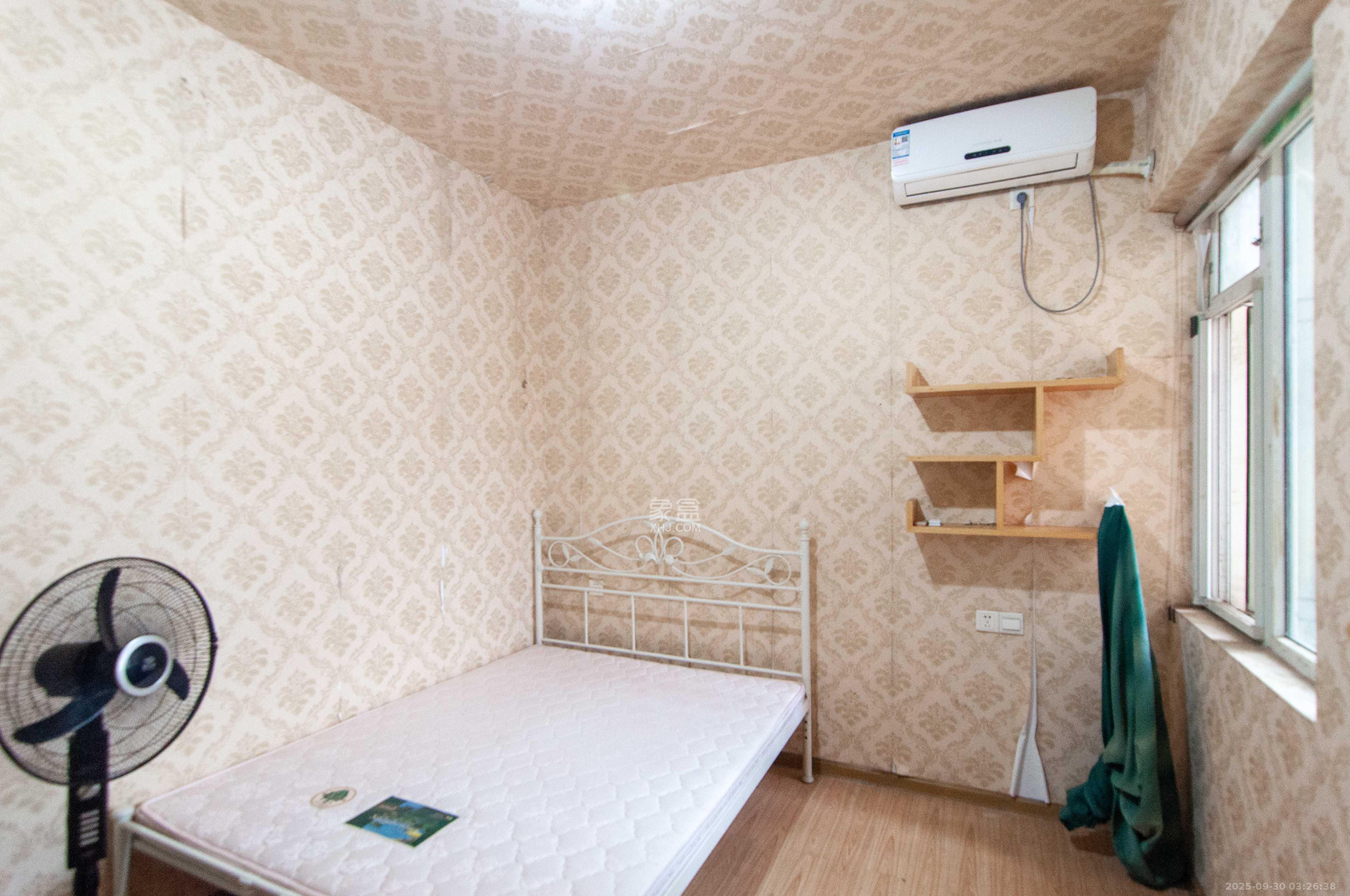 中房F联邦 2室2厅1卫 55.0万 中房F联邦 2室2厅1卫 55.0万其他