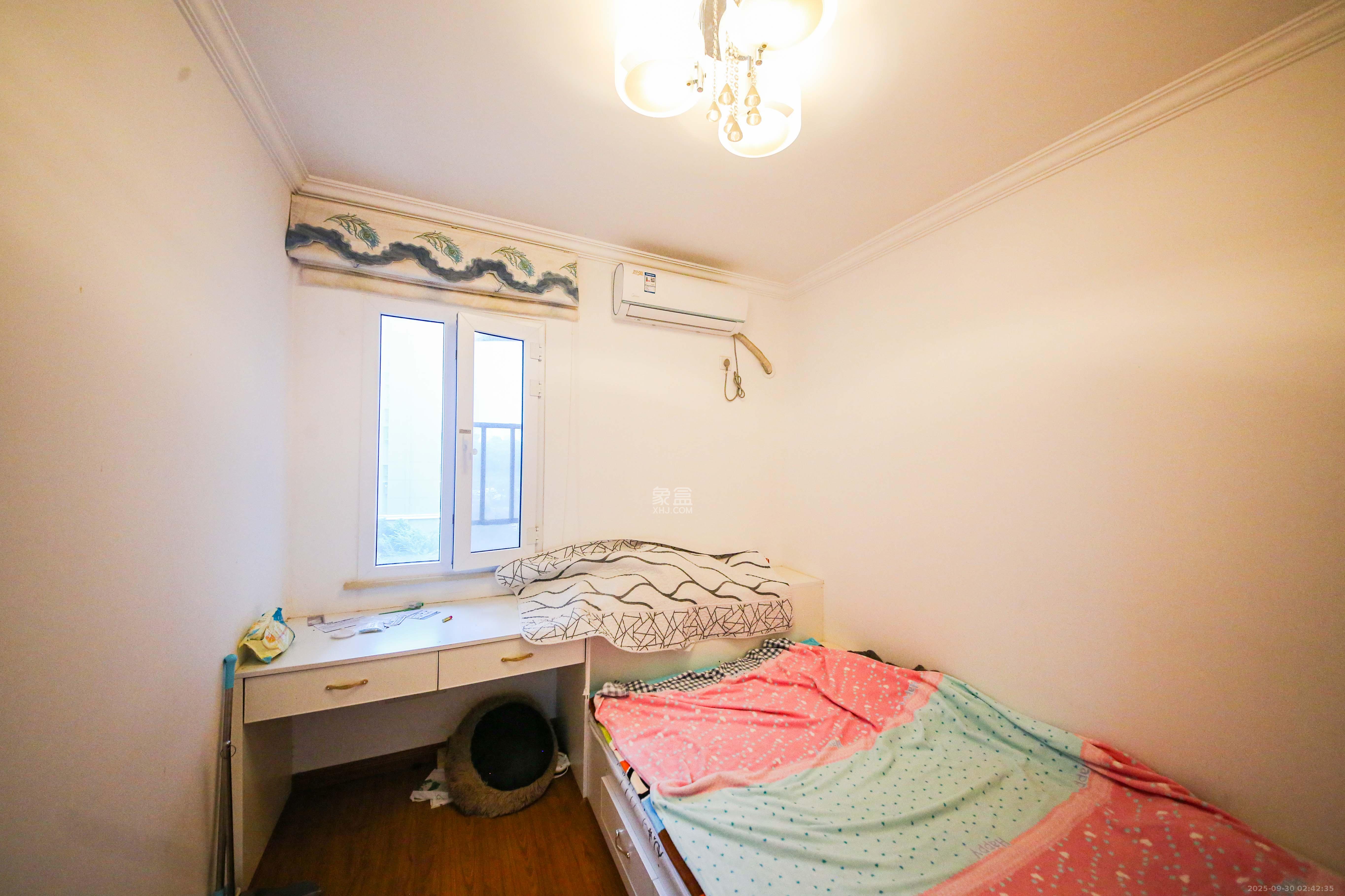 才子嘉都  3室2厅2卫    74.0万卧室