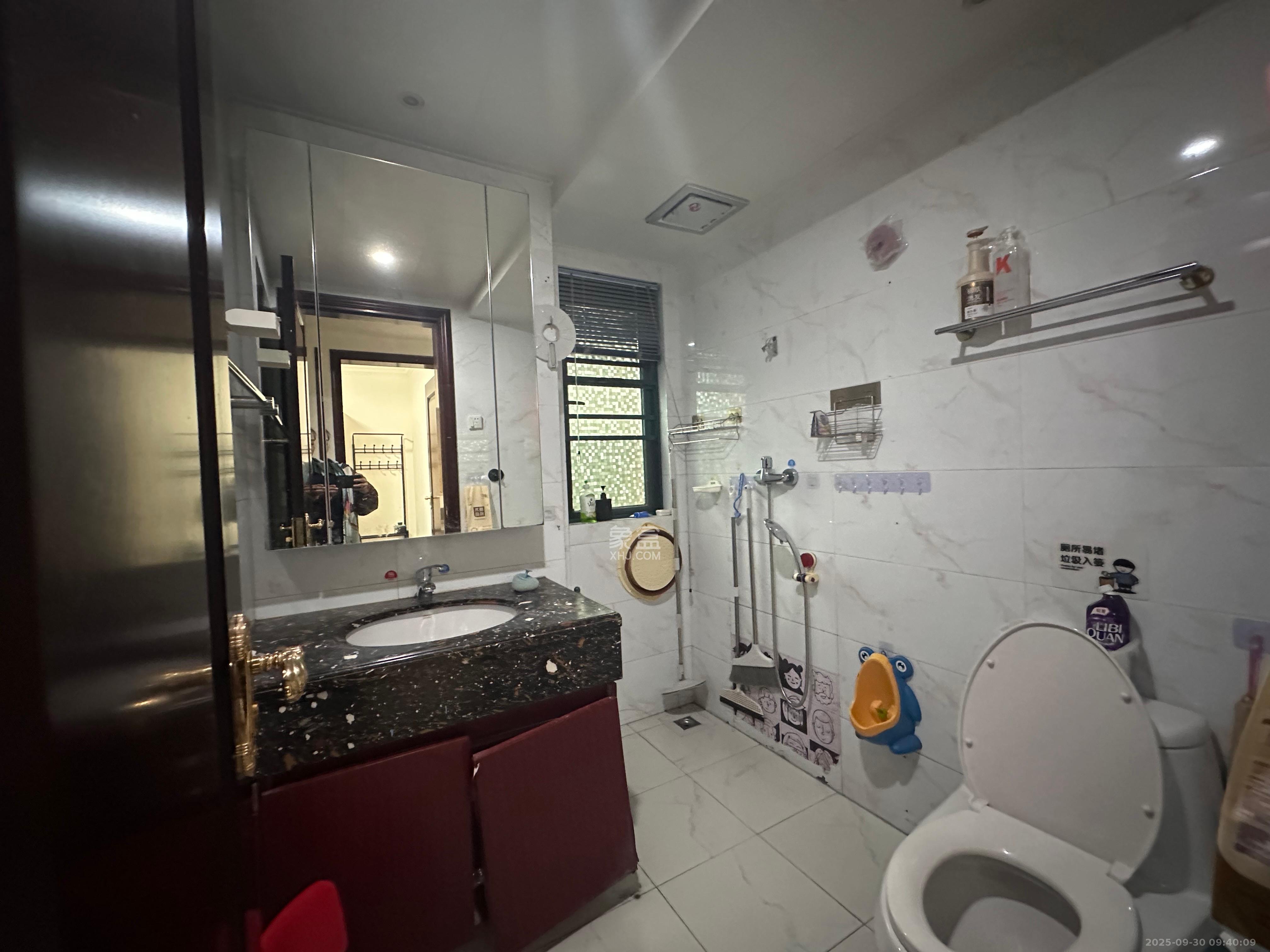 恒大雅苑  3室2厅1卫    2600.0元/月室内图