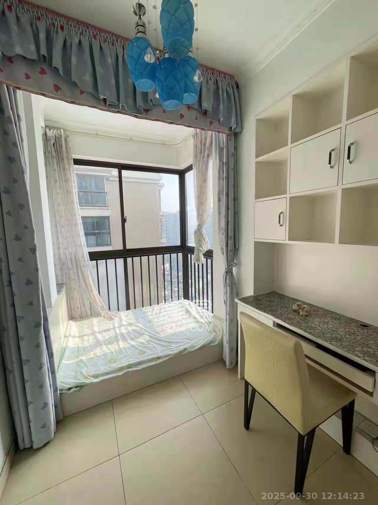 海洋半岛(月珑湾) 3室2厅1卫 2200.0元/月 海洋半岛(月珑湾) 3室2厅1卫 2200.0元/月室内图