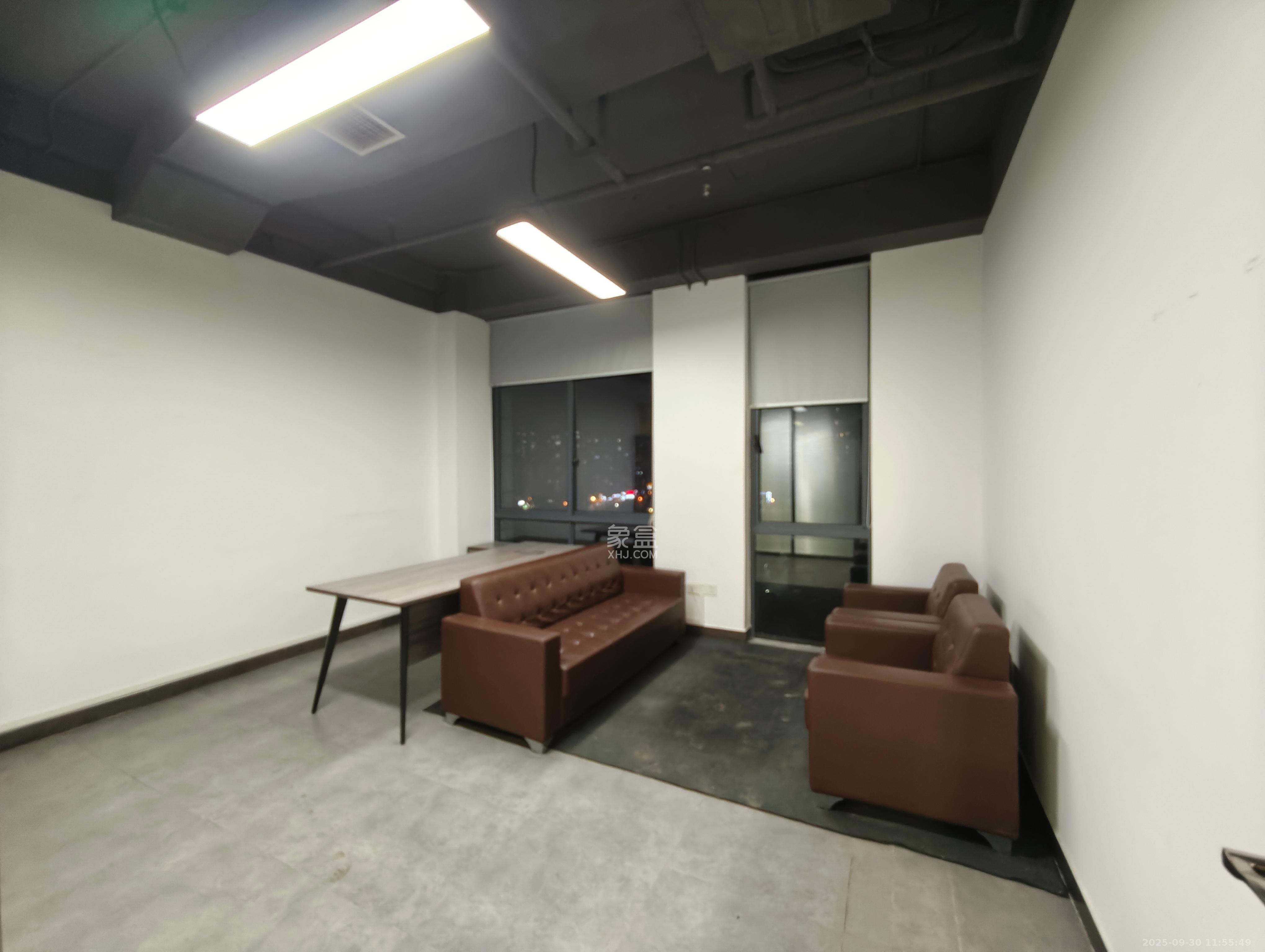 兴工国际产业园 7室1厅0卫 15000.0元/月 兴工国际产业园 7室1厅0卫 15000.0元/月室内图