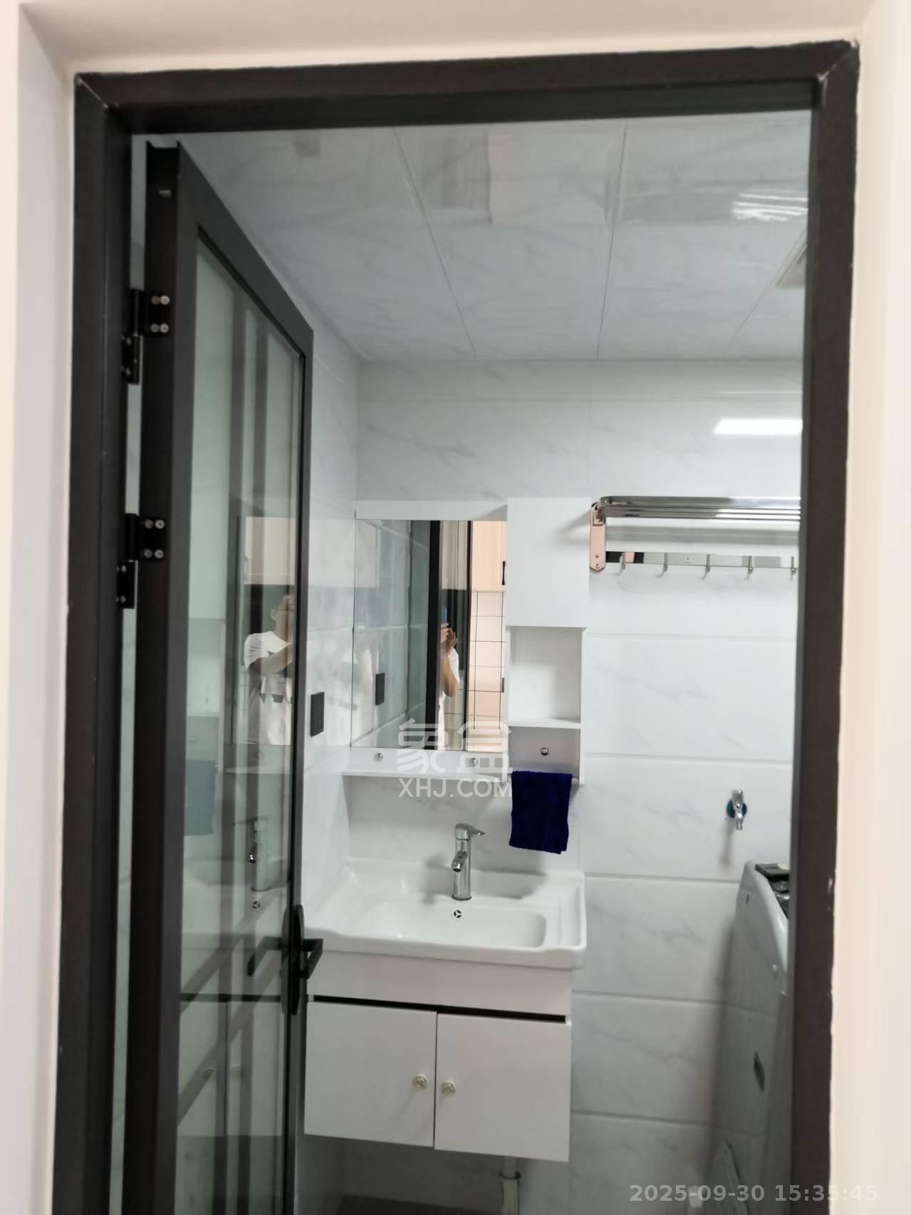 合能枫丹丽舍(柏悦名苑) 1室0厅0卫 1100.00元/月 合能枫丹丽舍(柏悦名苑) 1室0厅0卫 1100.00元/月室内图