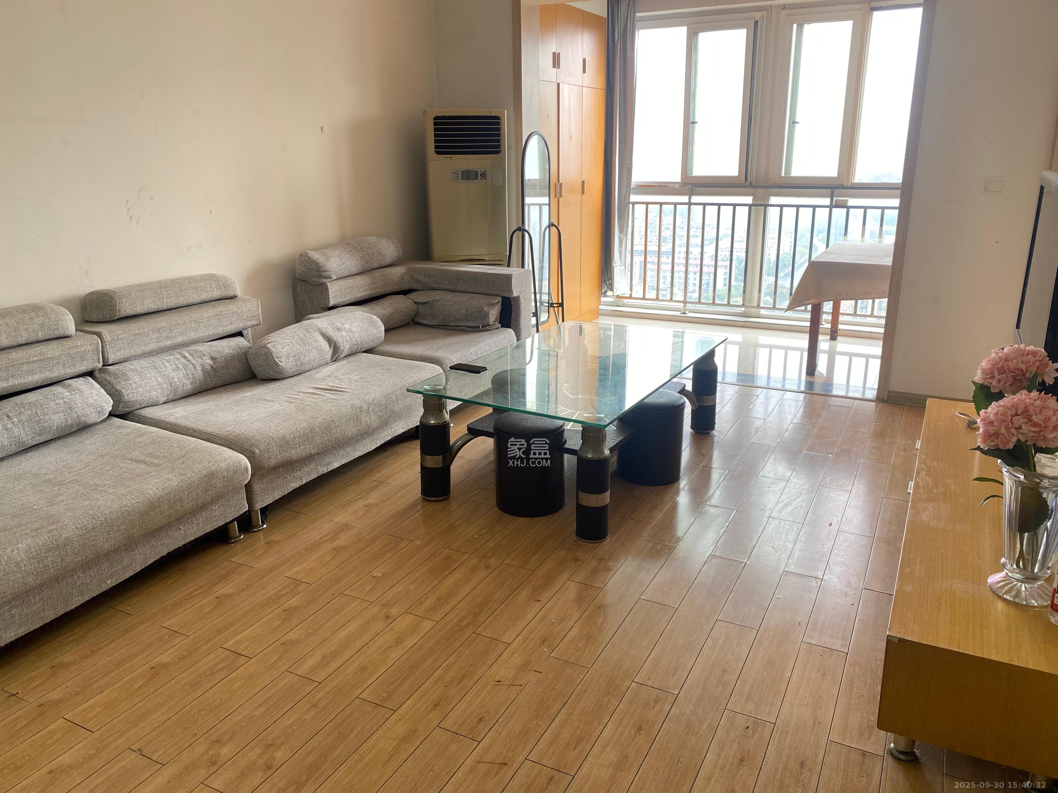 长城非常生活 2室2厅1卫 2400.0元/月 长城非常生活 2室2厅1卫 2400.0元/月室内图