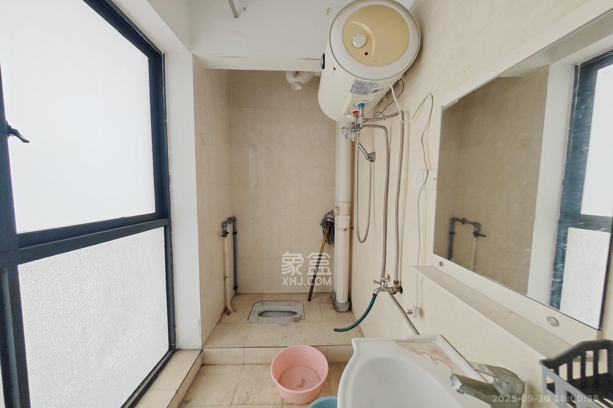 华雅花园  3室2厅4卫    108.0万其他