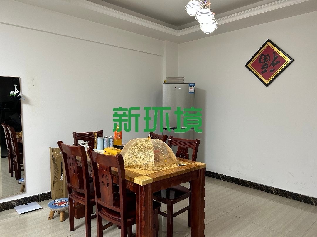 逸臣广场  2室2厅1卫   1600.00元/月室内图