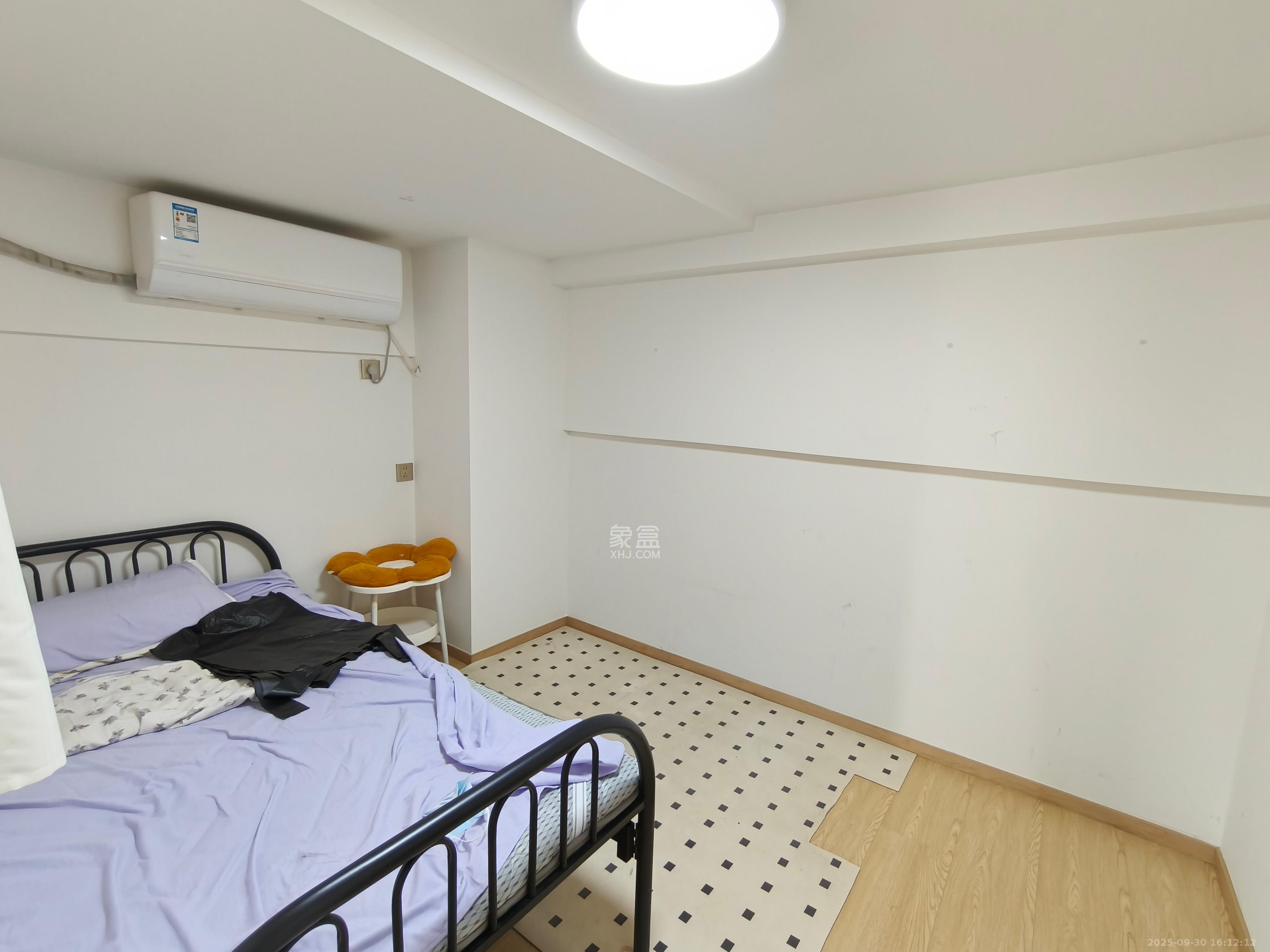 南益名士豪庭 2室1厅1卫 2000.0元/月 南益名士豪庭 2室1厅1卫 2000.0元/月室内图