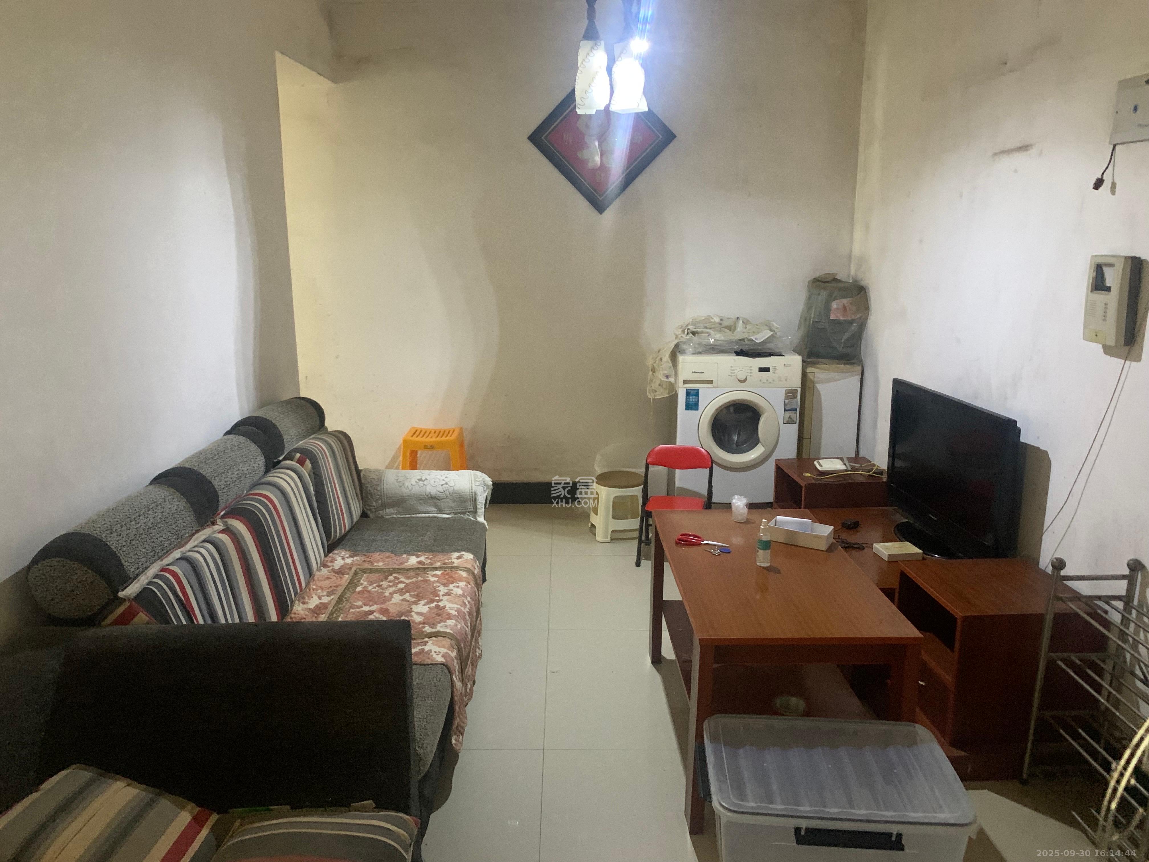 未来城科学家园 1室1厅1卫 1600.0元/月 未来城科学家园 1室1厅1卫 1600.0元/月室内图