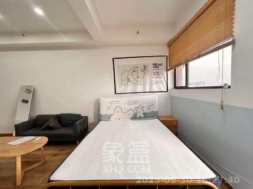 荣悦台  1室1厅1卫    2200.0元/月室内图