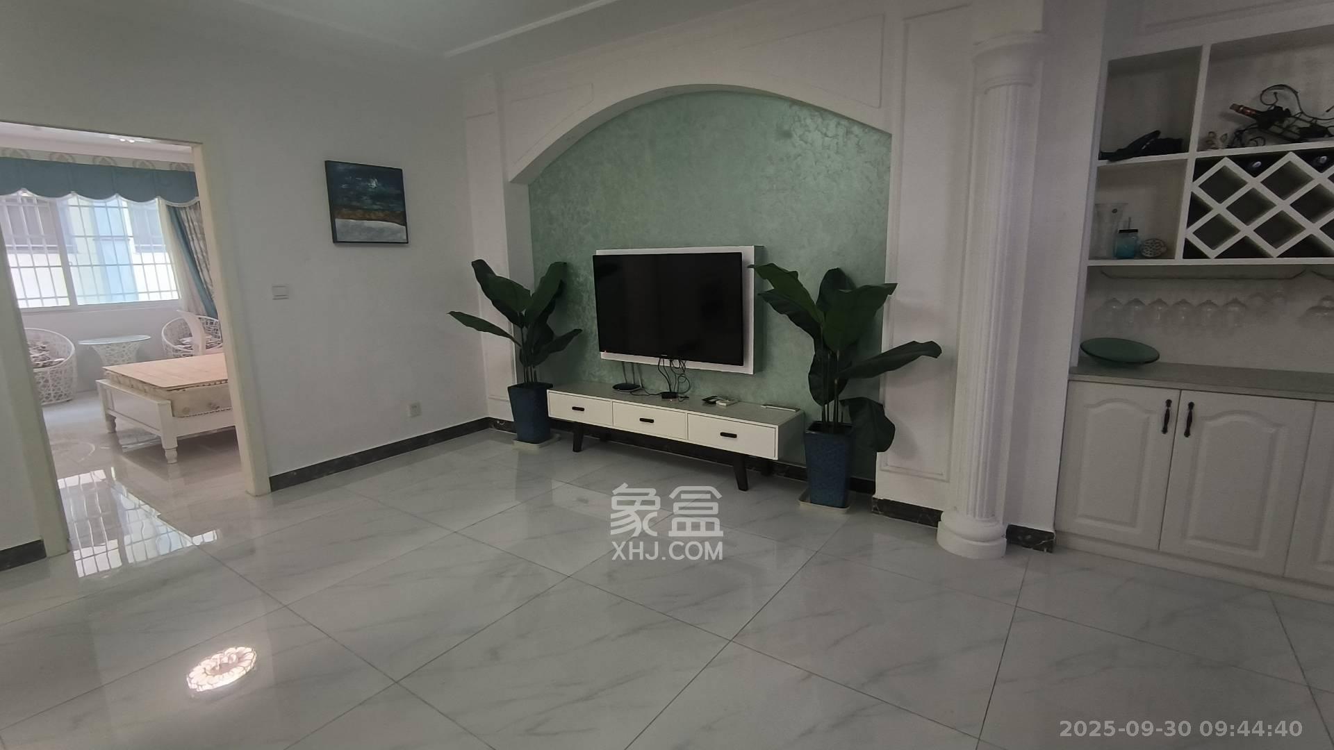 建工集团单位房 2室2厅1卫 3200.0元/月 建工集团单位房 2室2厅1卫 3200.0元/月室内图