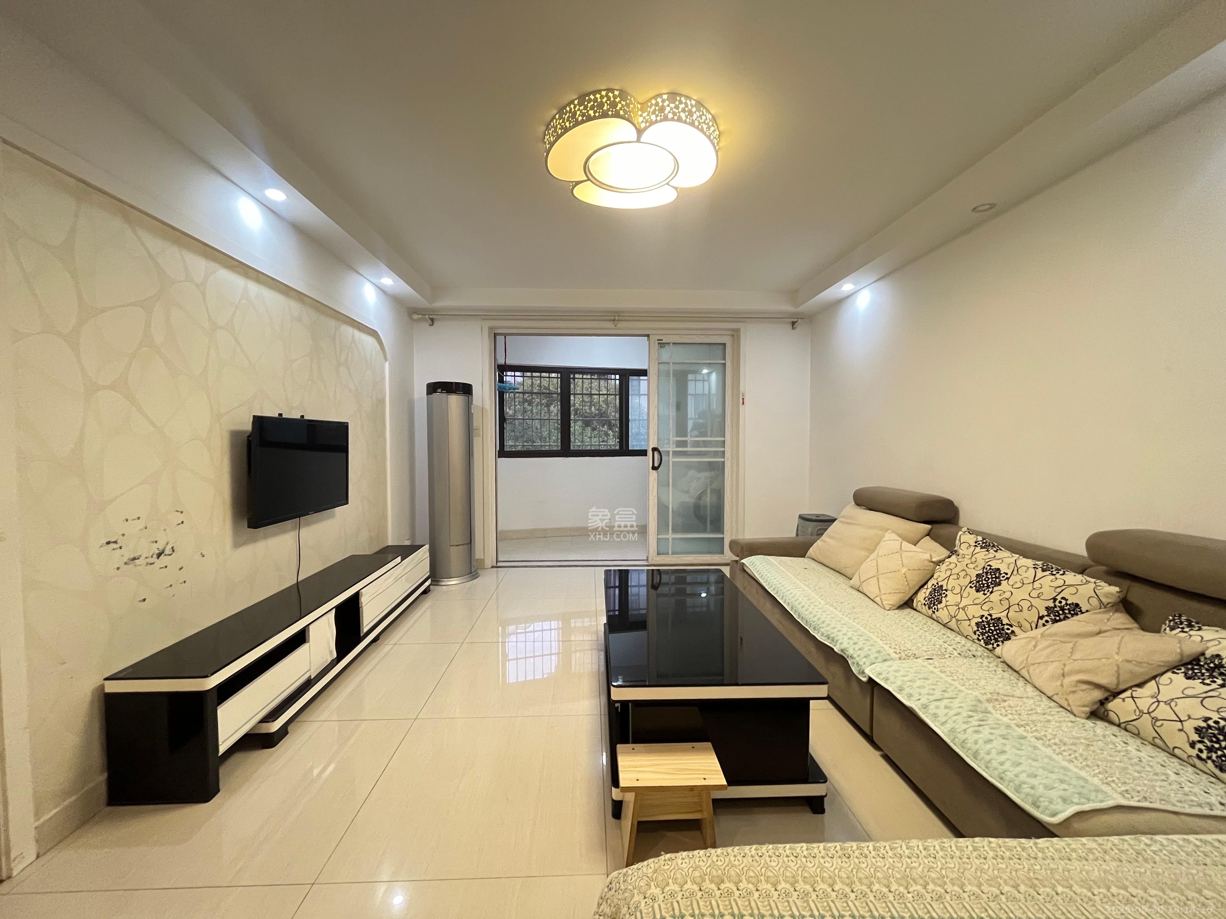 老灯泡厂宿舍（啤酒厂宿舍）  2室2厅1卫    2300.0元/月室内图