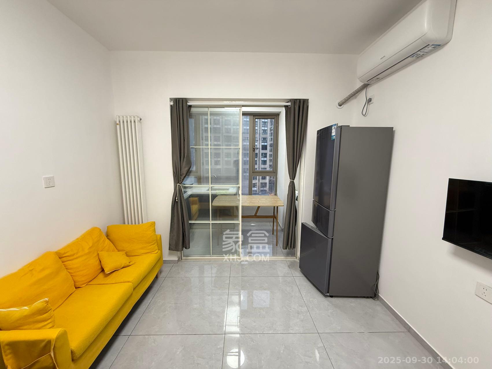 怡海星城  1室1厅1卫    900.0元/月室内图