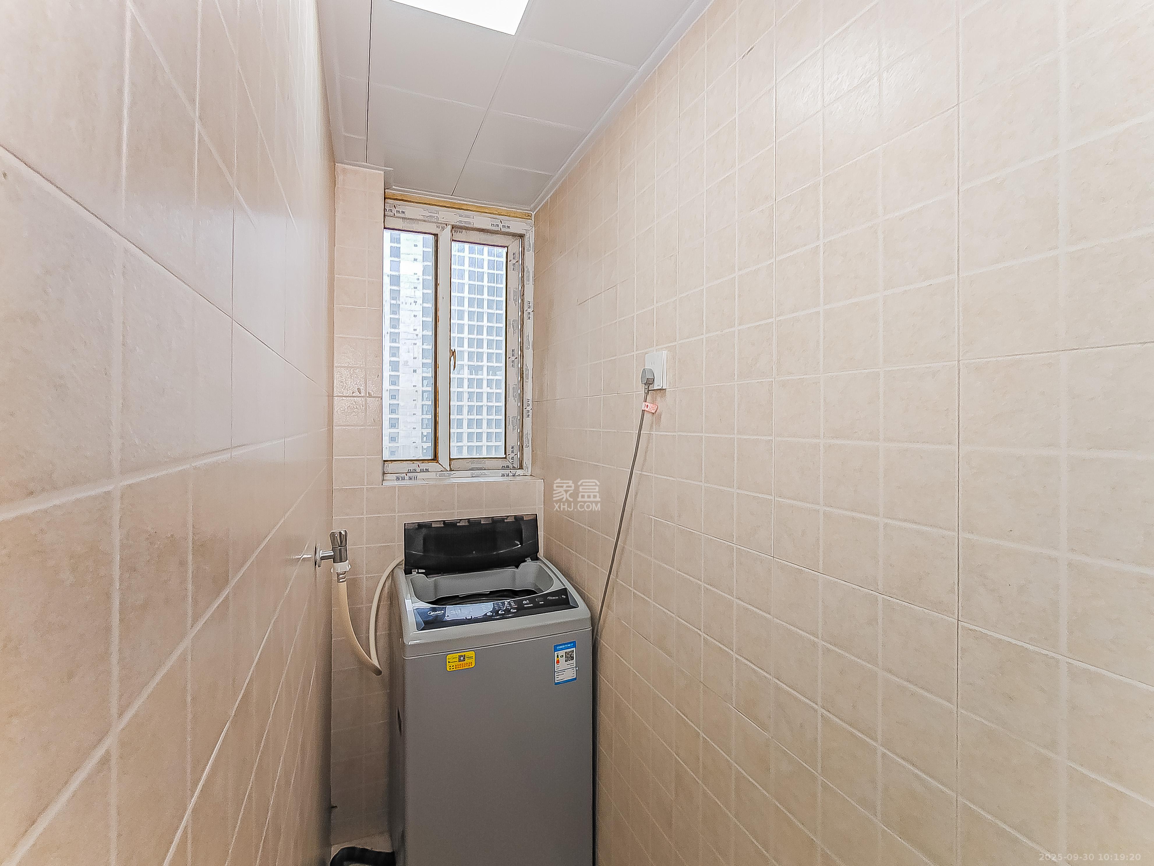 白沙晶城 1室1厅1卫 38.0万 白沙晶城 1室1厅1卫 38.0万其他