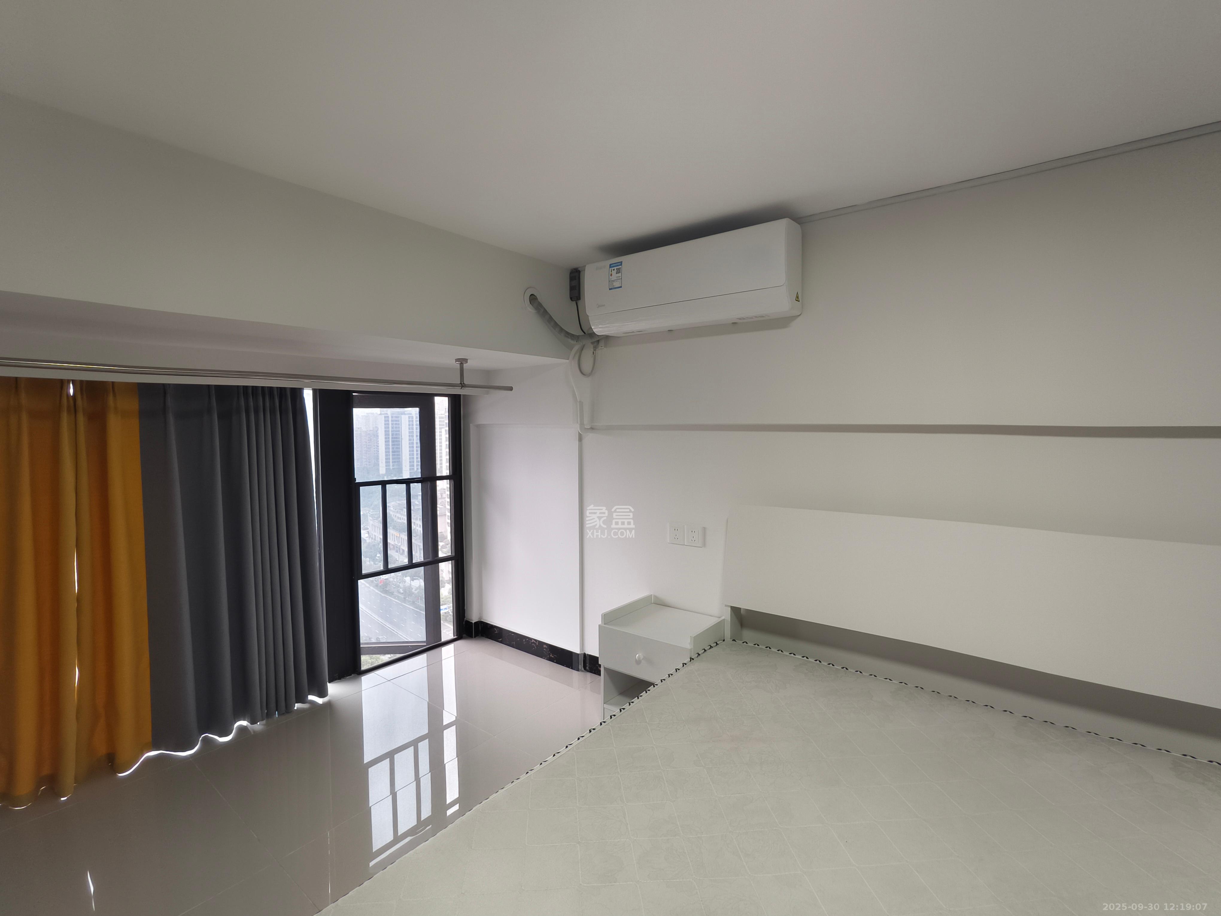 金茂建发泊悦 1室1厅1卫 1300.0元/月 金茂建发泊悦 1室1厅1卫 1300.0元/月室内图