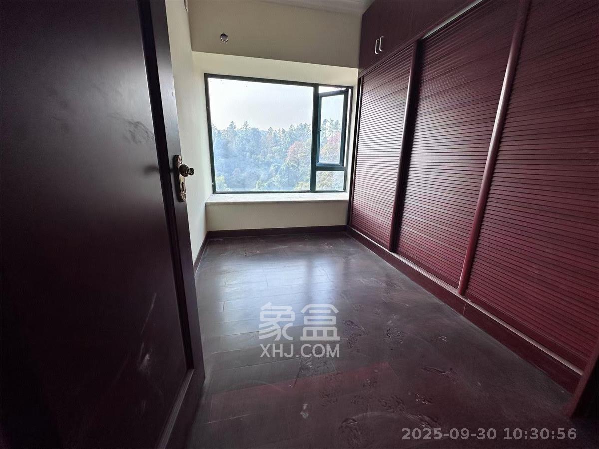 恒大城 4室2厅2卫 3000.0元/月 恒大城 4室2厅2卫 3000.0元/月室内图