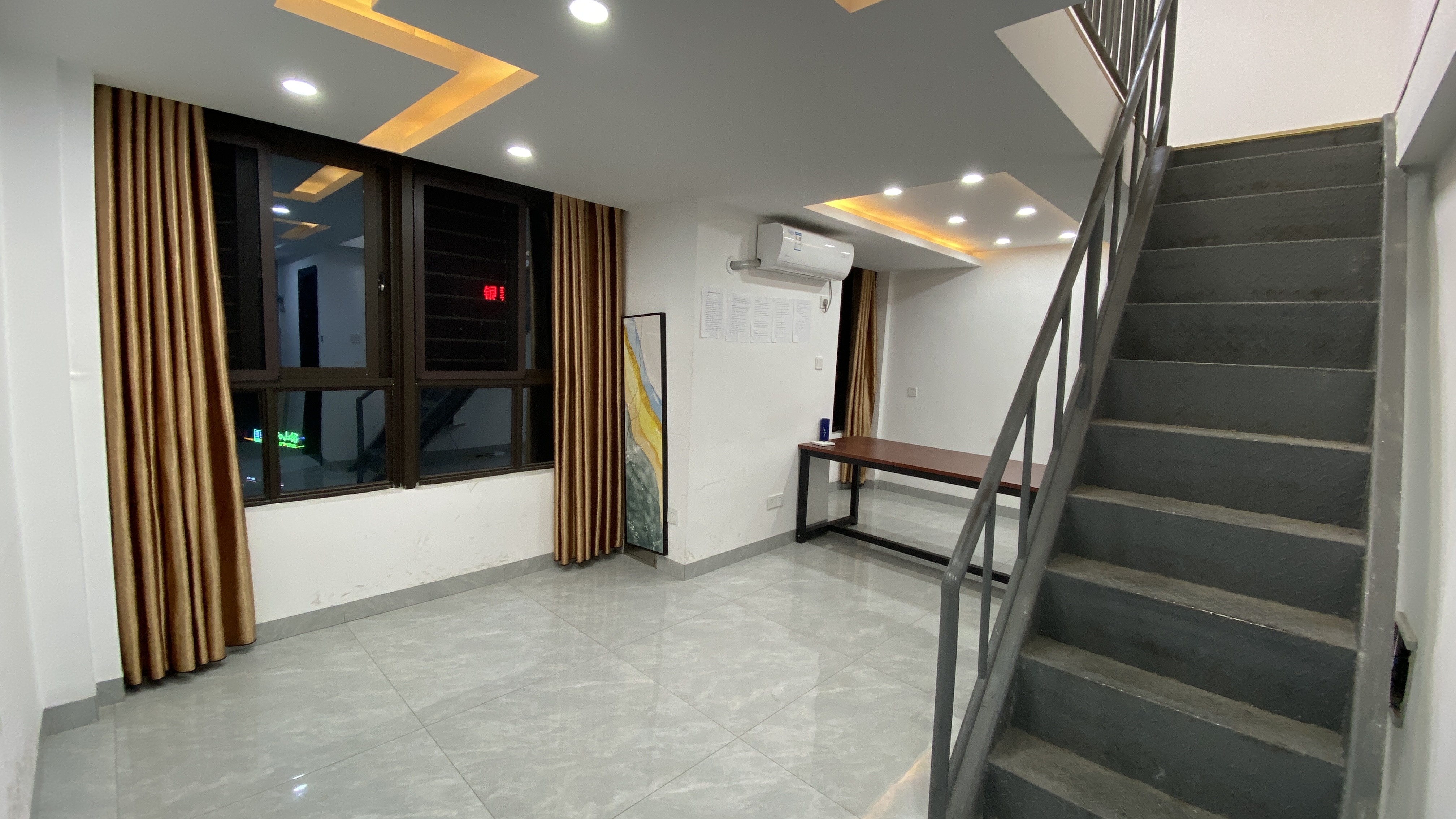 万恒公馆  1室1厅1卫    1800.0元/月室内图