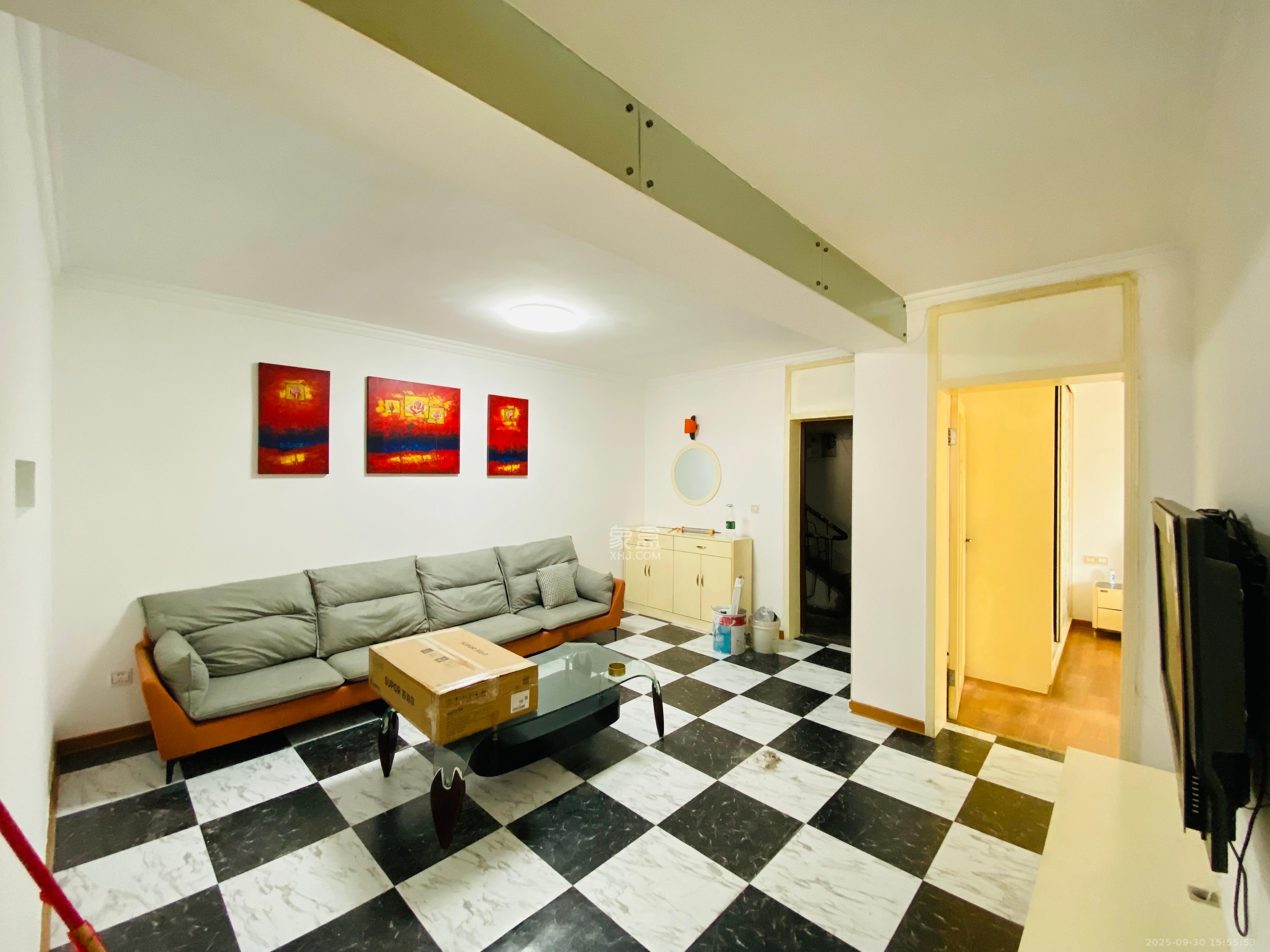 信丰民居 2室2厅1卫 2400.0元/月 信丰民居 2室2厅1卫 2400.0元/月室内图