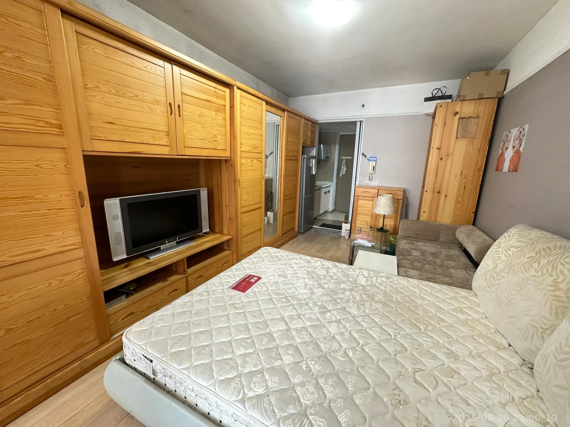 万科金色家园 1室1厅1卫 1200.0元/月 万科金色家园 1室1厅1卫 1200.0元/月室内图