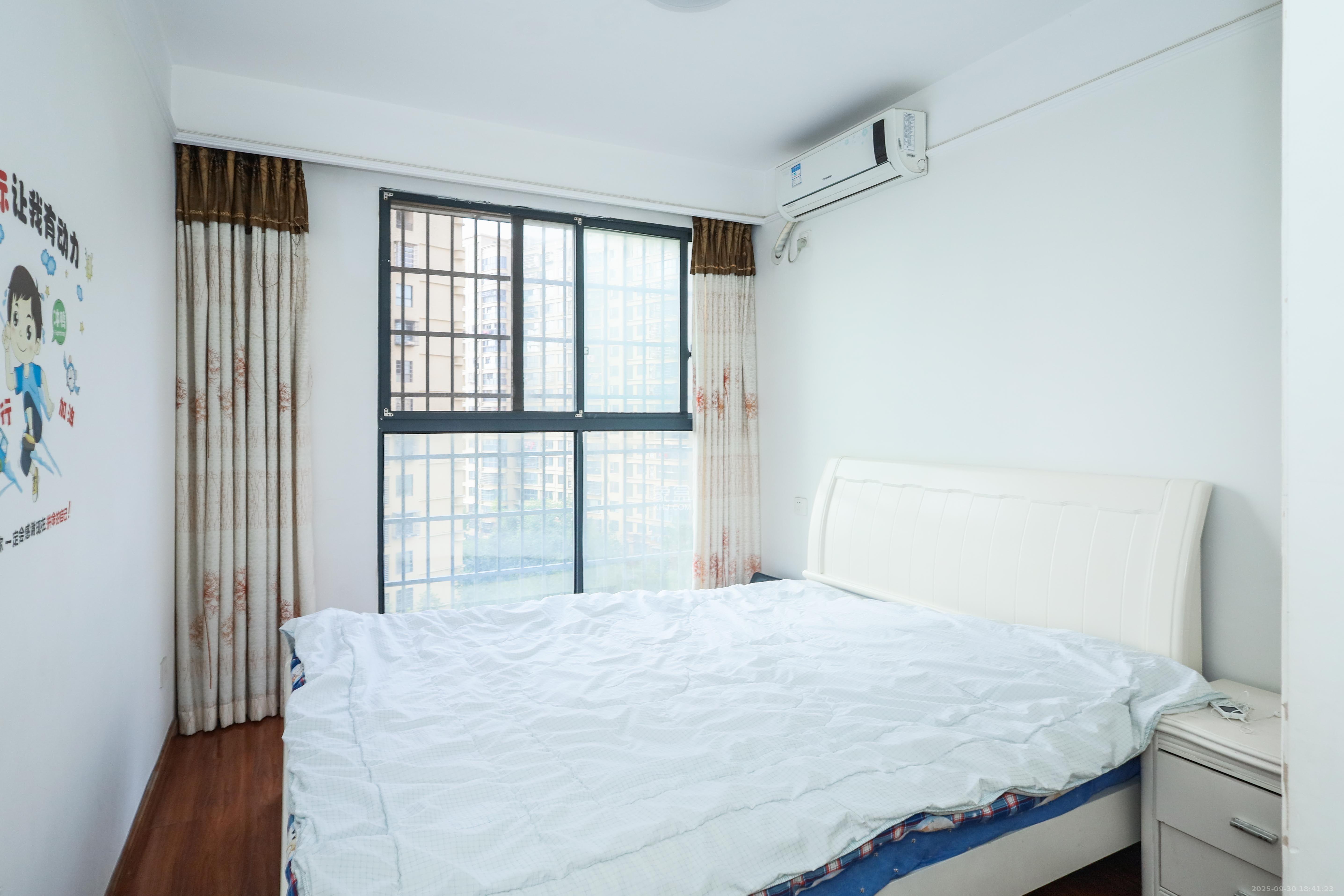 保利麓谷林语C区  4室2厅2卫    3800.0元/月室内图