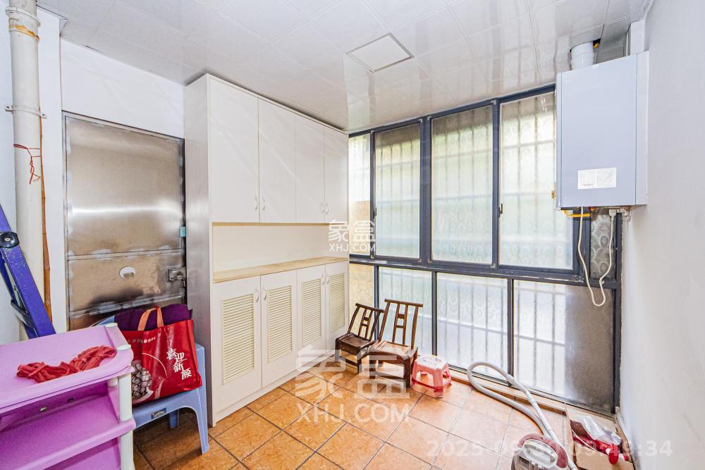 英祥春天 3室2厅2卫 2800.0元/月 英祥春天 3室2厅2卫 2800.0元/月室内图