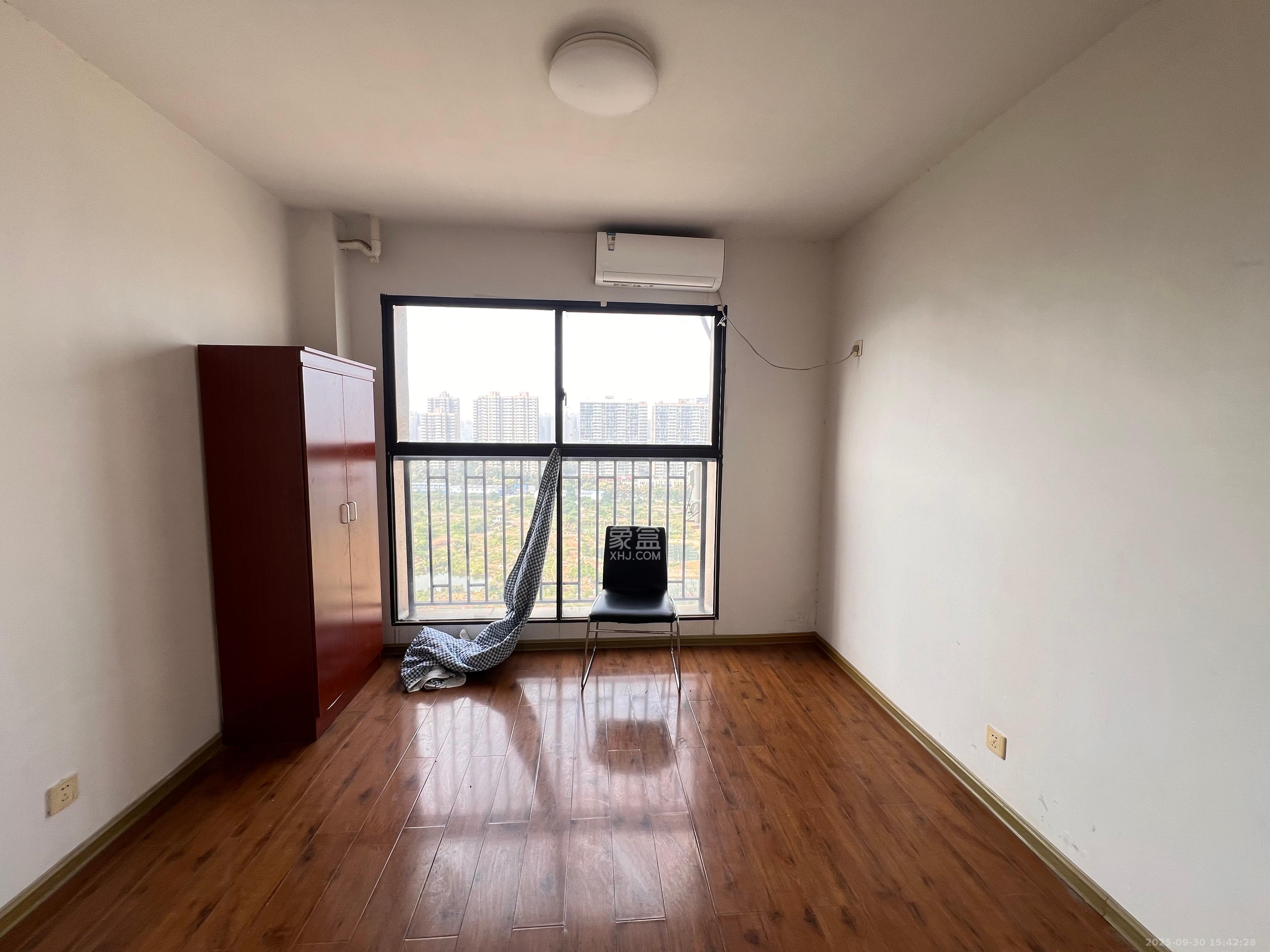 绿地之窗 4室2厅2卫 3000.0元/月 绿地之窗 4室2厅2卫 3000.0元/月室内图