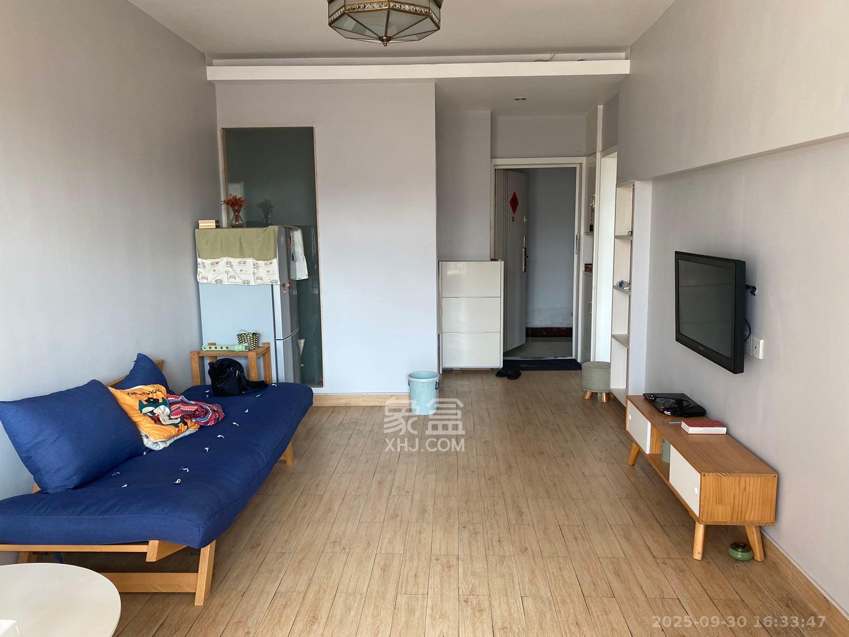 华润凤凰城一期 1室1厅1卫 1600.0元/月 华润凤凰城一期 1室1厅1卫 1600.0元/月室内图