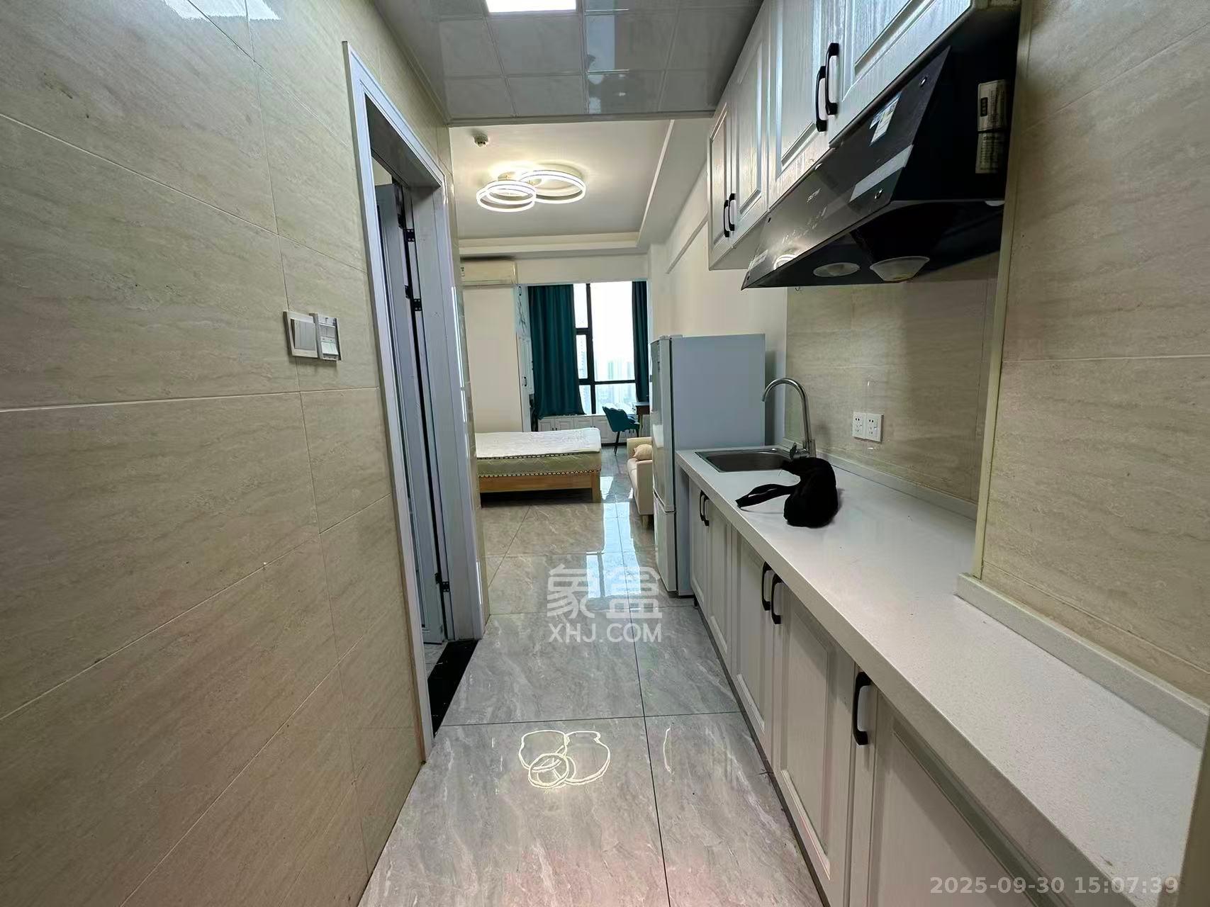 东盈商业广场(华泉城市广场) 1室1厅1卫 1700.0元/月 东盈商业广场(华泉城市广场) 1室1厅1卫 1700.0元/月室内图