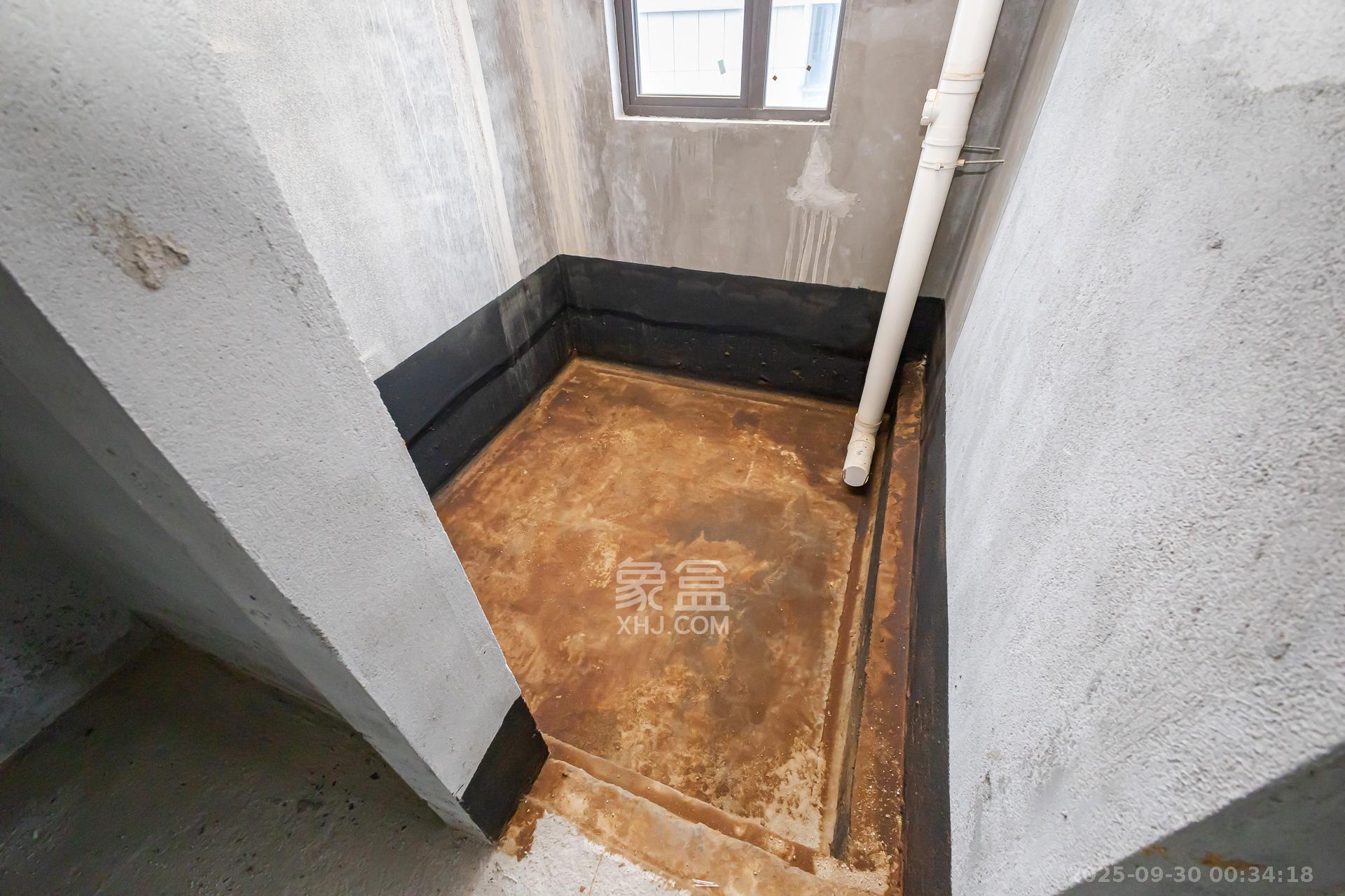 润和湘江天地E区 4室2厅2卫 168.0万 润和湘江天地E区 4室2厅2卫 168.0万卫生间