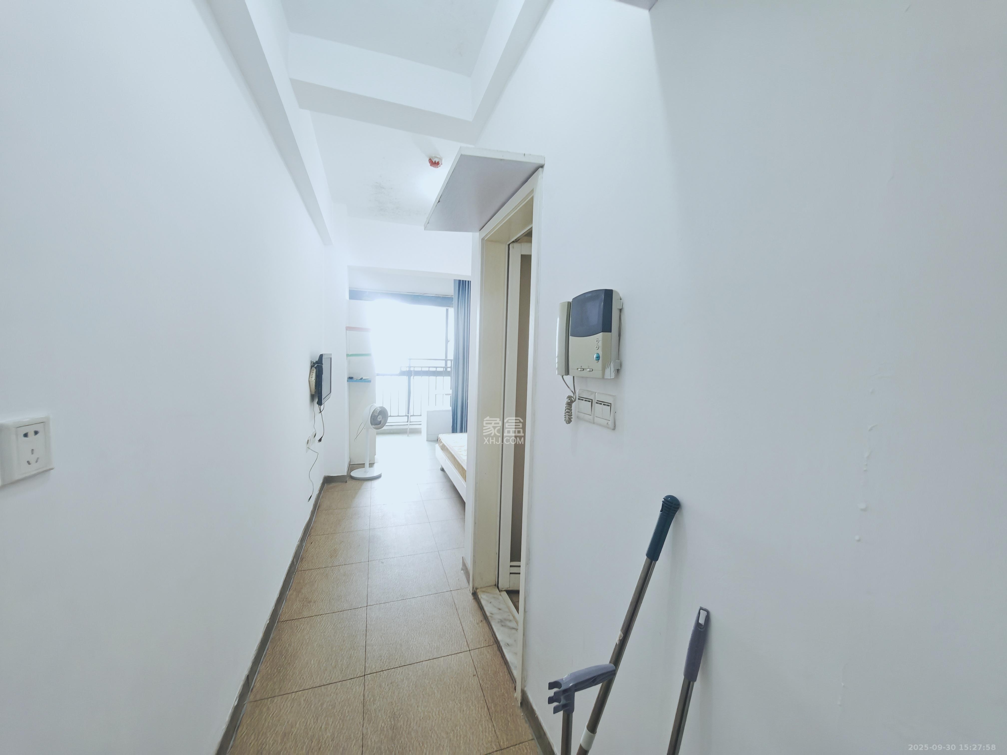 建安像素汇  1室1厅1卫    1000.0元/月室内图