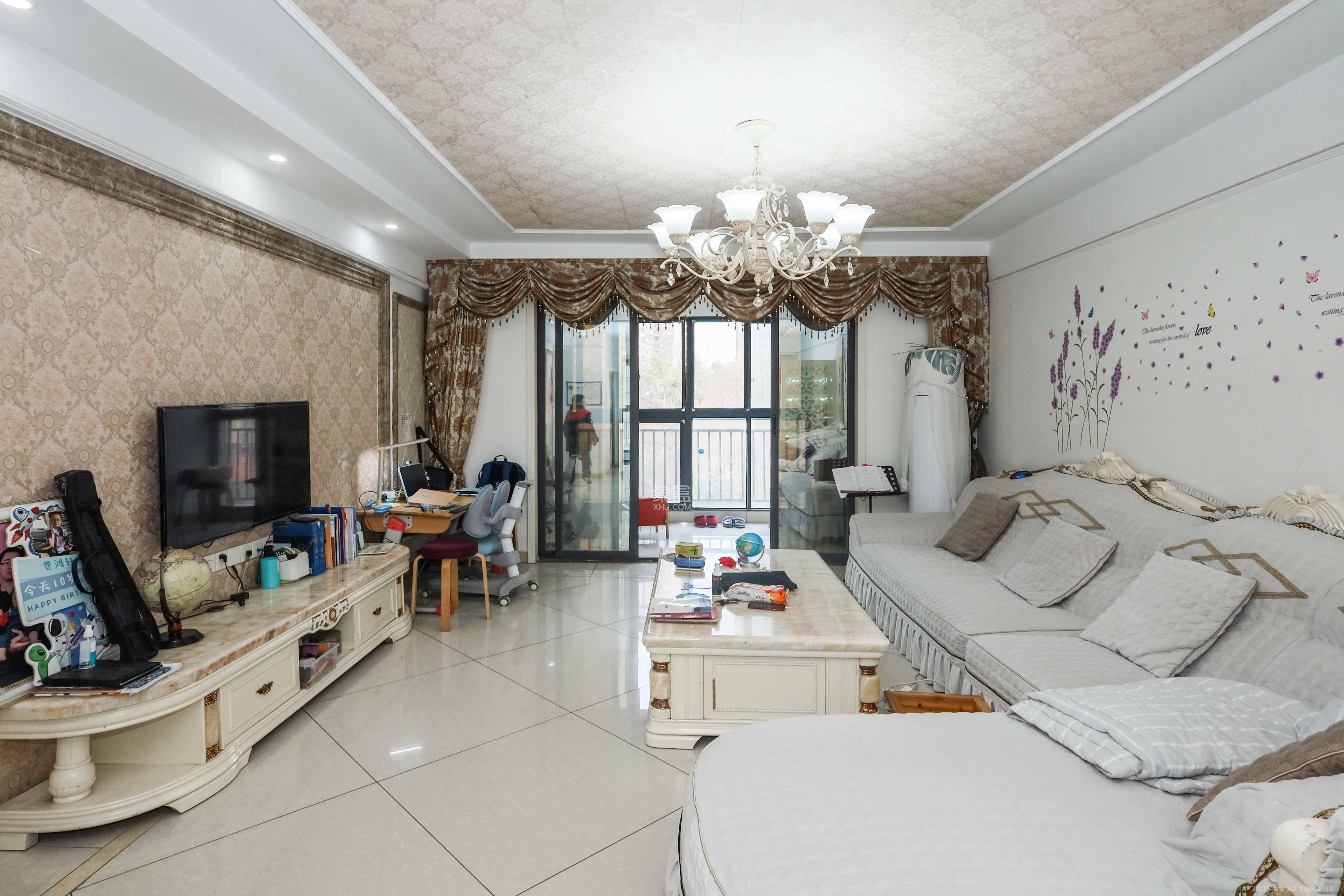 保利麓谷林语C区 4室2厅2卫 3800.0元/月 保利麓谷林语C区 4室2厅2卫 3800.0元/月室内图