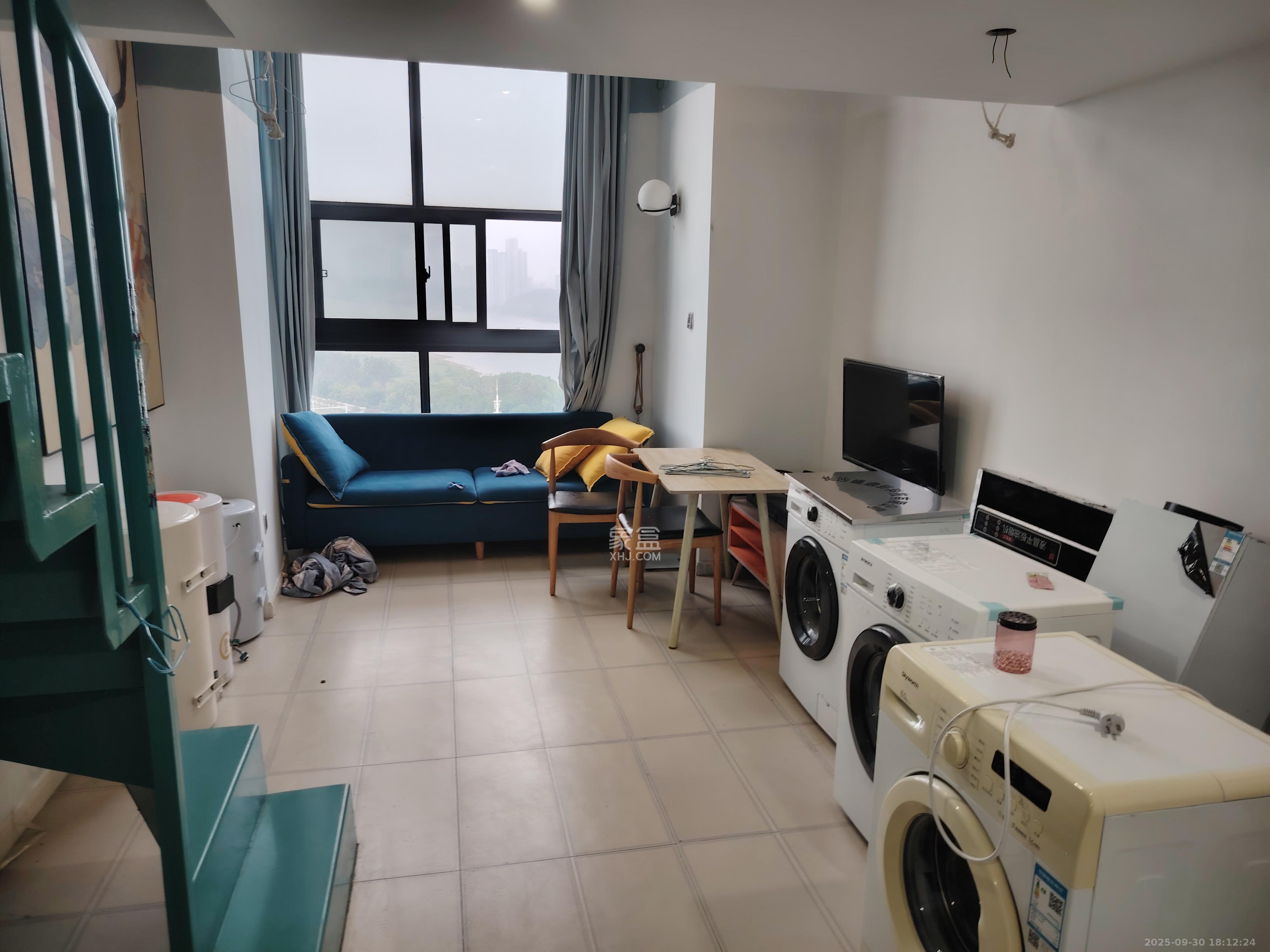 兰亭湾畔 1室1厅1卫 1500.0元/月 兰亭湾畔 1室1厅1卫 1500.0元/月室内图