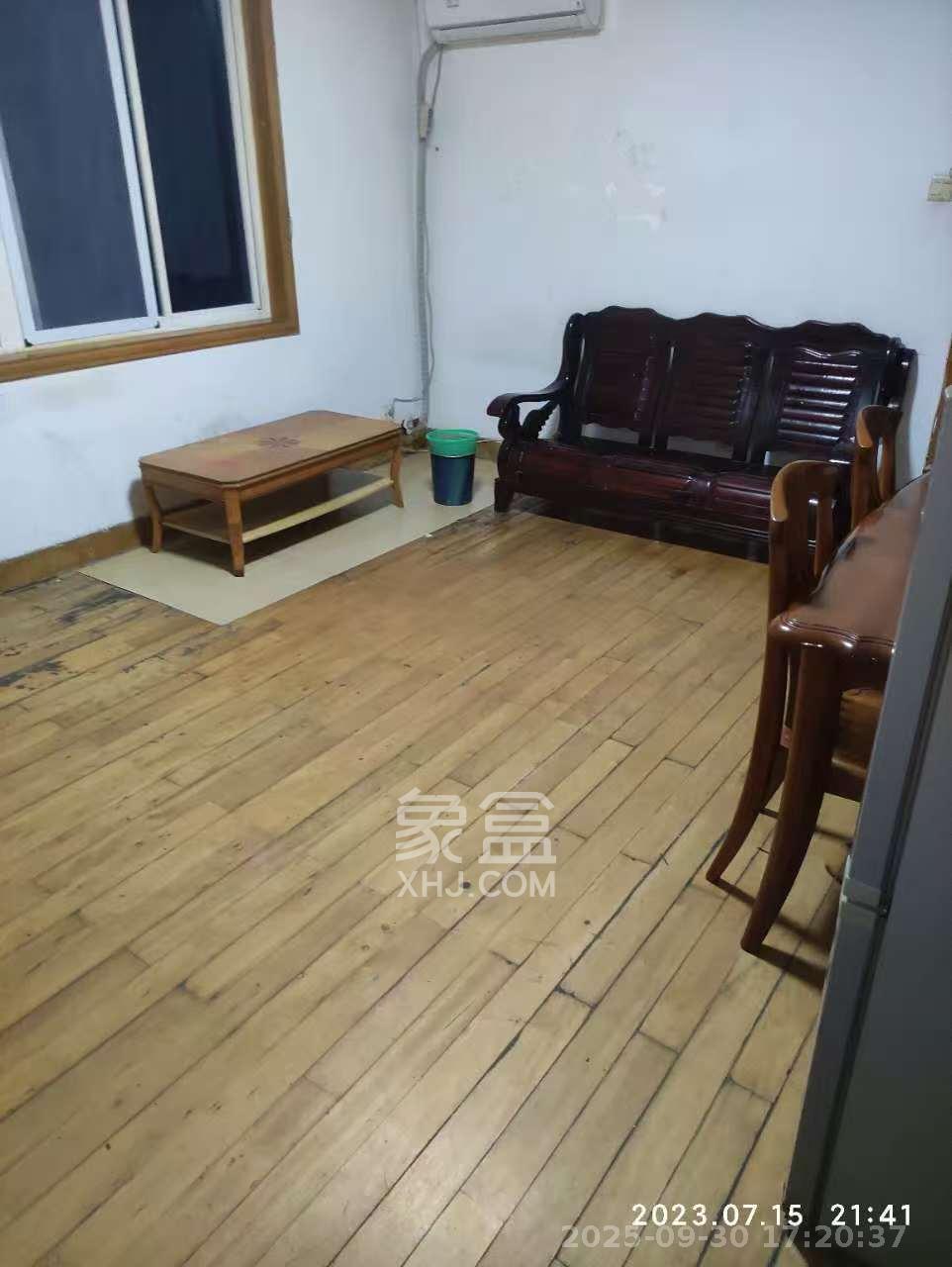 人造板厂宿舍（新河北堤1号）  1室0厅0卫   2000.00元/月室内图