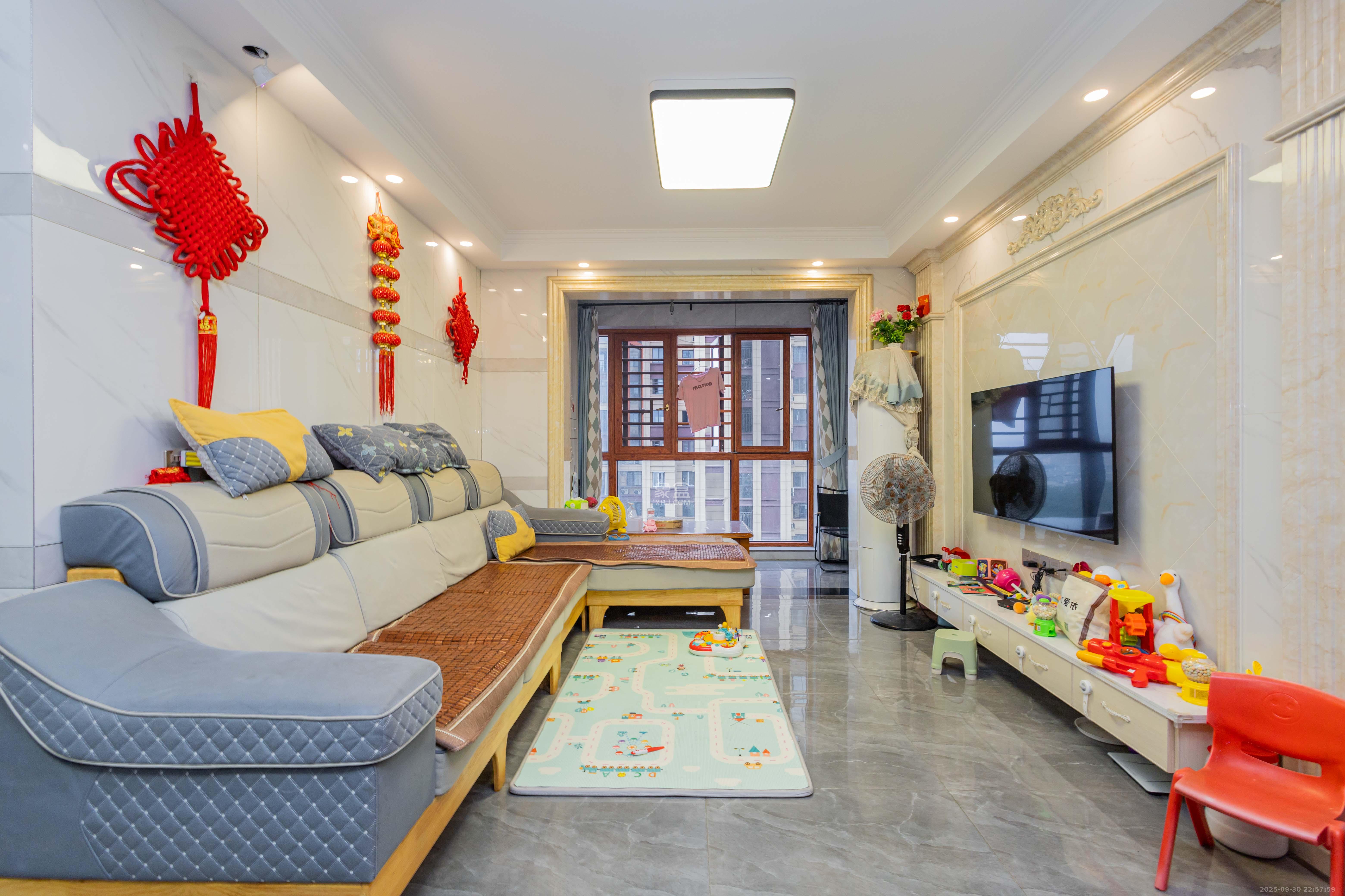 东方美地 3室2厅1卫 78.0万 东方美地 3室2厅1卫 78.0万客厅