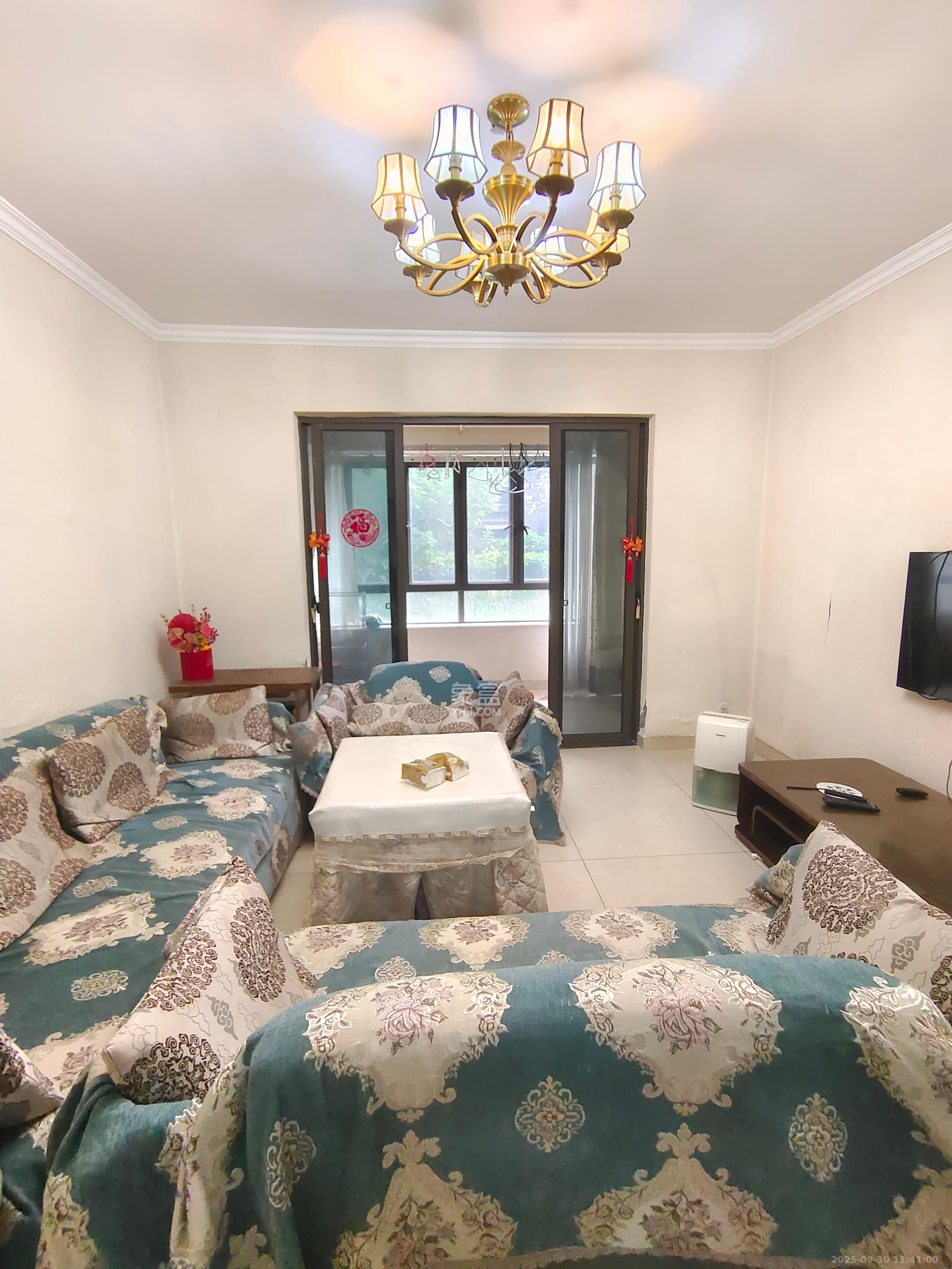 绿地公馆(绿地名邸) 3室2厅2卫 2000.0元/月 绿地公馆(绿地名邸) 3室2厅2卫 2000.0元/月室内图