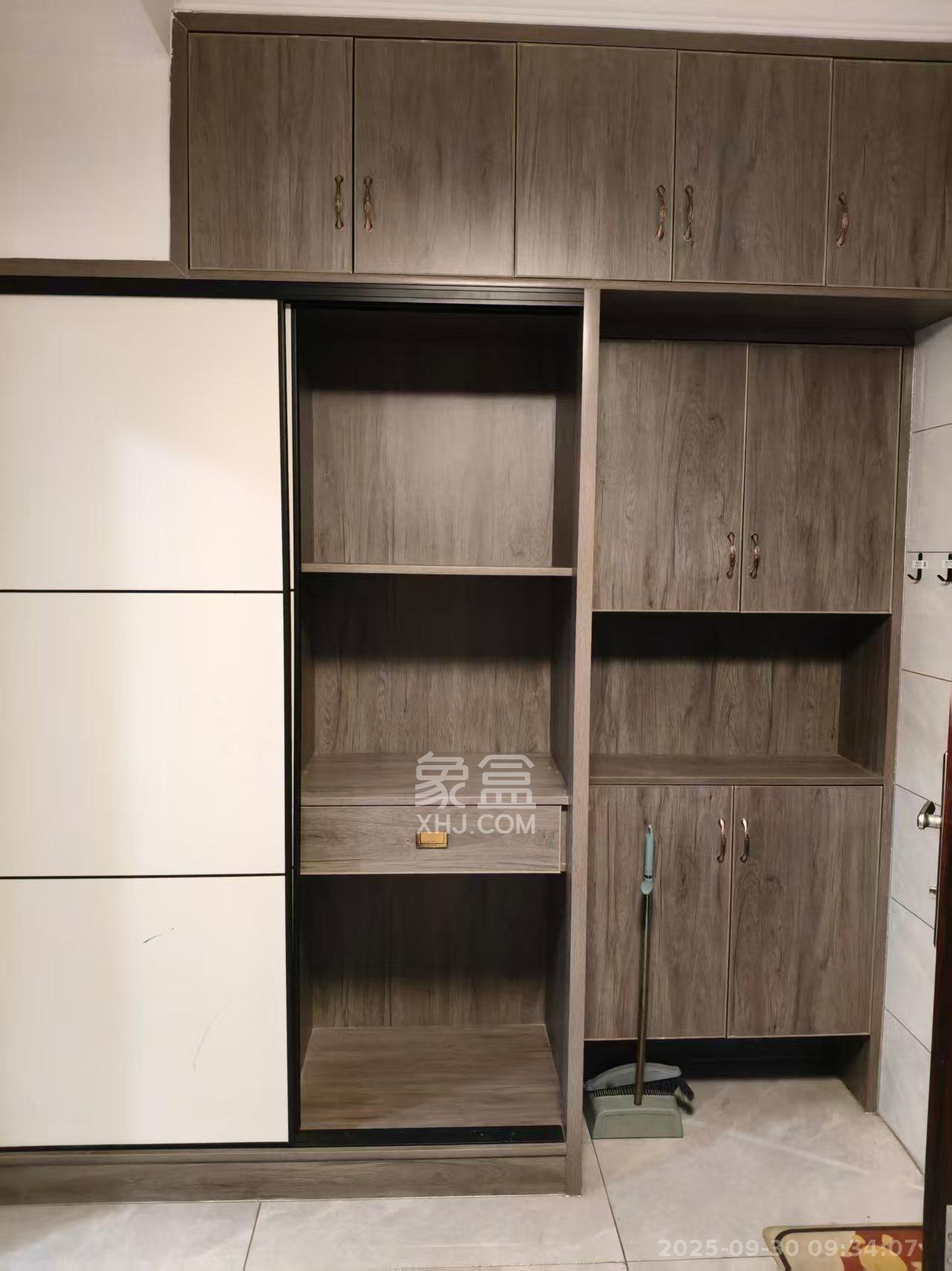 星城新宇川河苑 1室1厅1卫 1100.0元/月 星城新宇川河苑 1室1厅1卫 1100.0元/月室内图