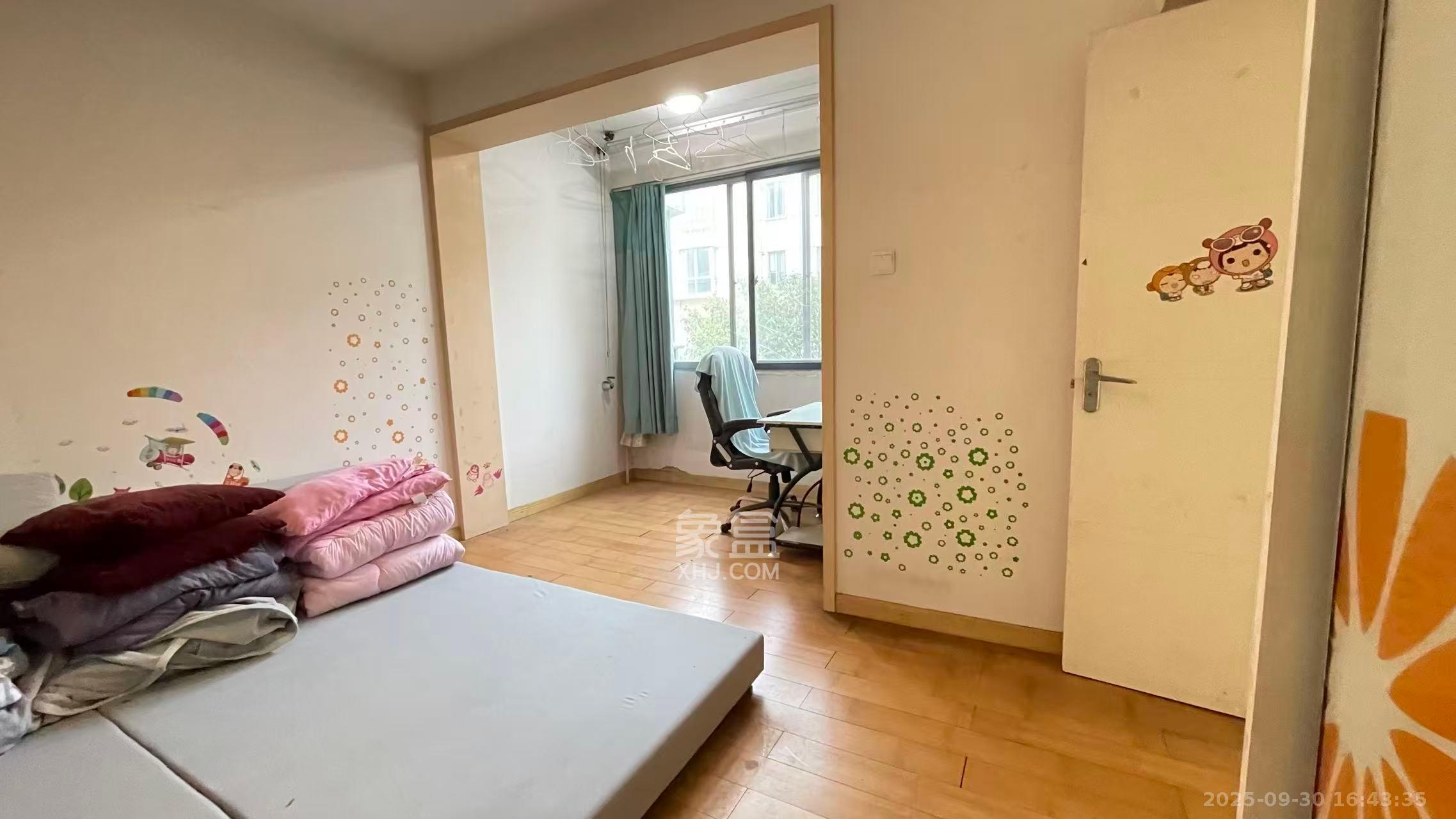 芙蓉苑  1室1厅1卫   1500.00元/月室内图