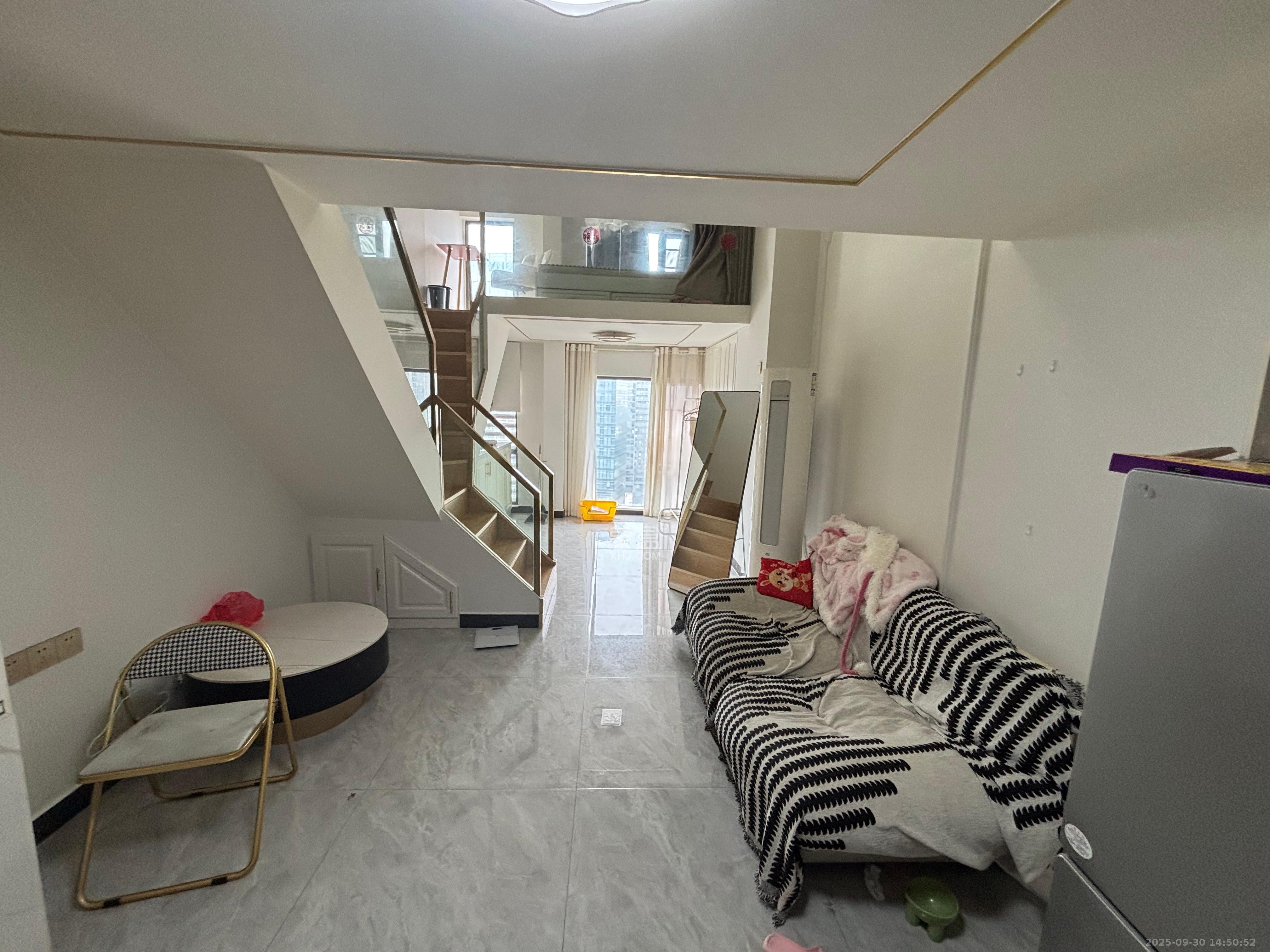 欣隆居 2室0厅0卫 2100.0元/月 欣隆居 2室0厅0卫 2100.0元/月室内图