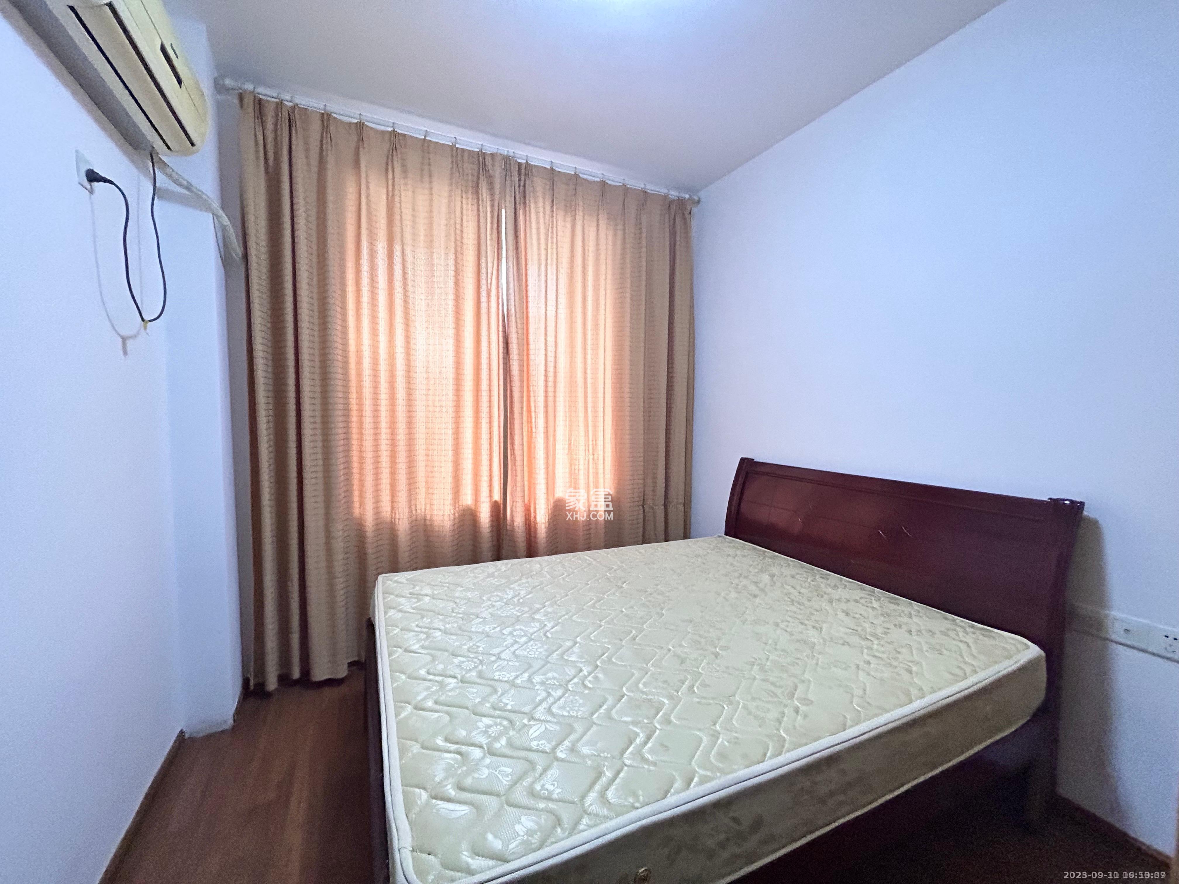 星城国际  2室2厅1卫    1200.0元/月室内图