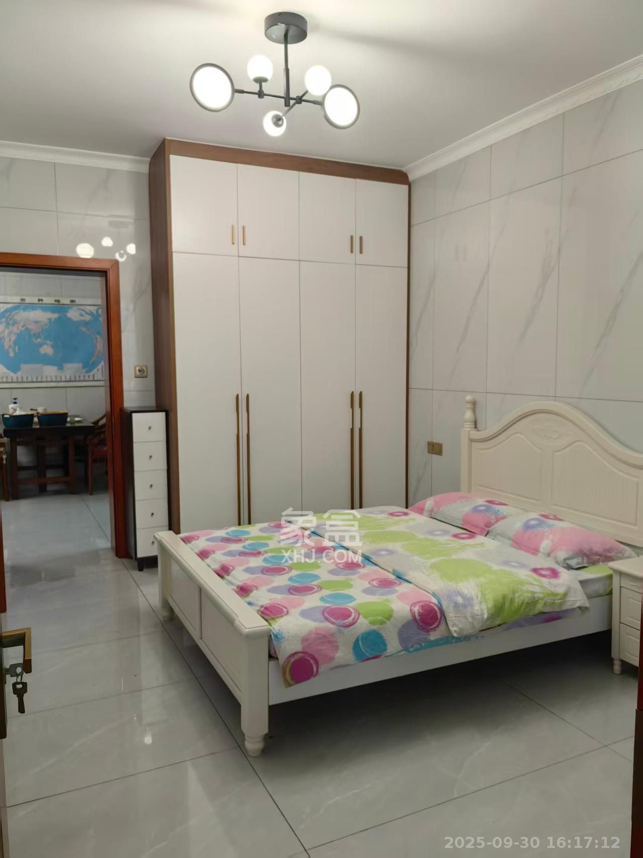 陈家湖小区 2室2厅1卫 3600.0元/月 陈家湖小区 2室2厅1卫 3600.0元/月室内图